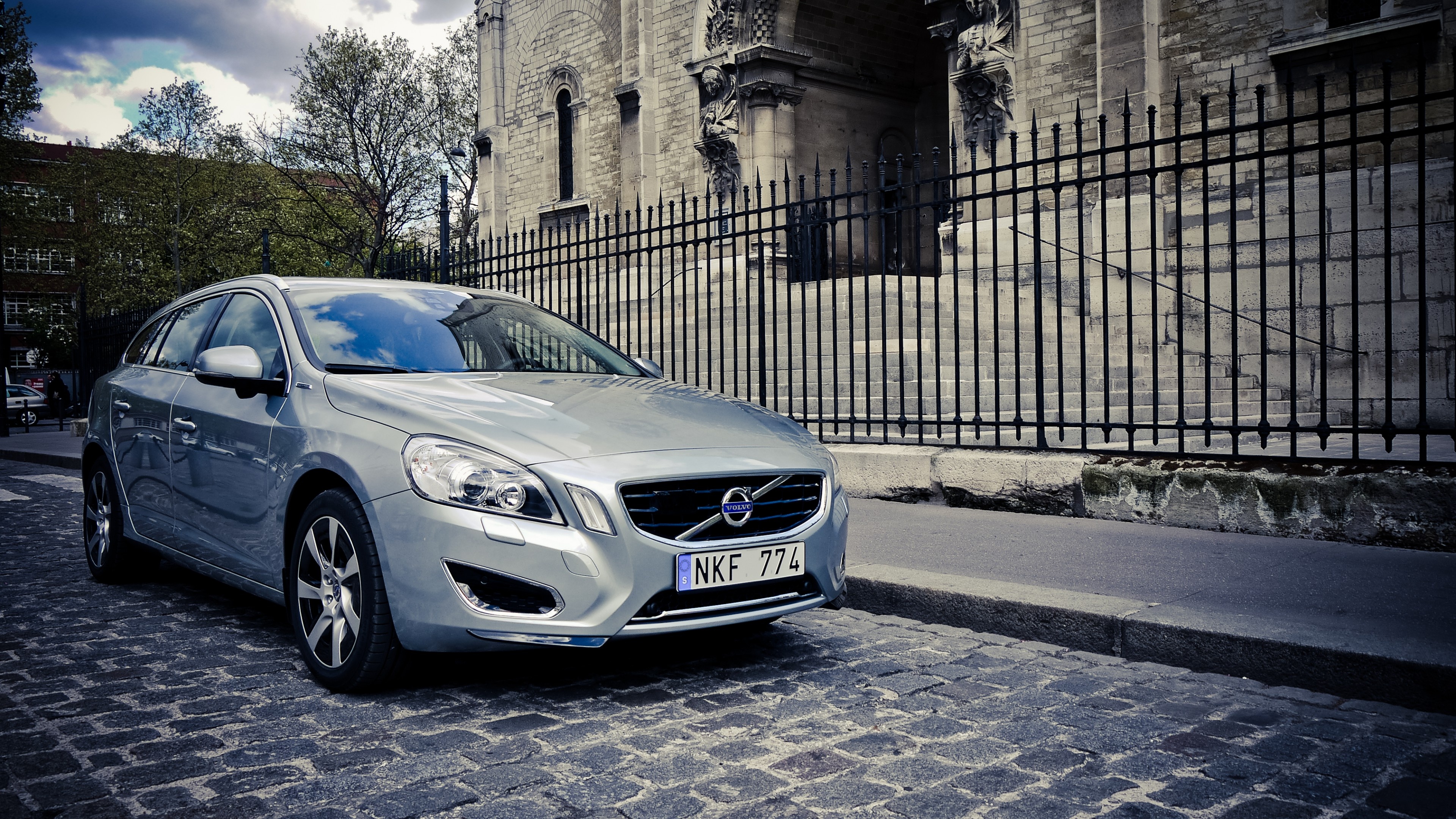 Hybrid Version, Volvo S60 Wallpaper, 3840x2160 4K Desktop