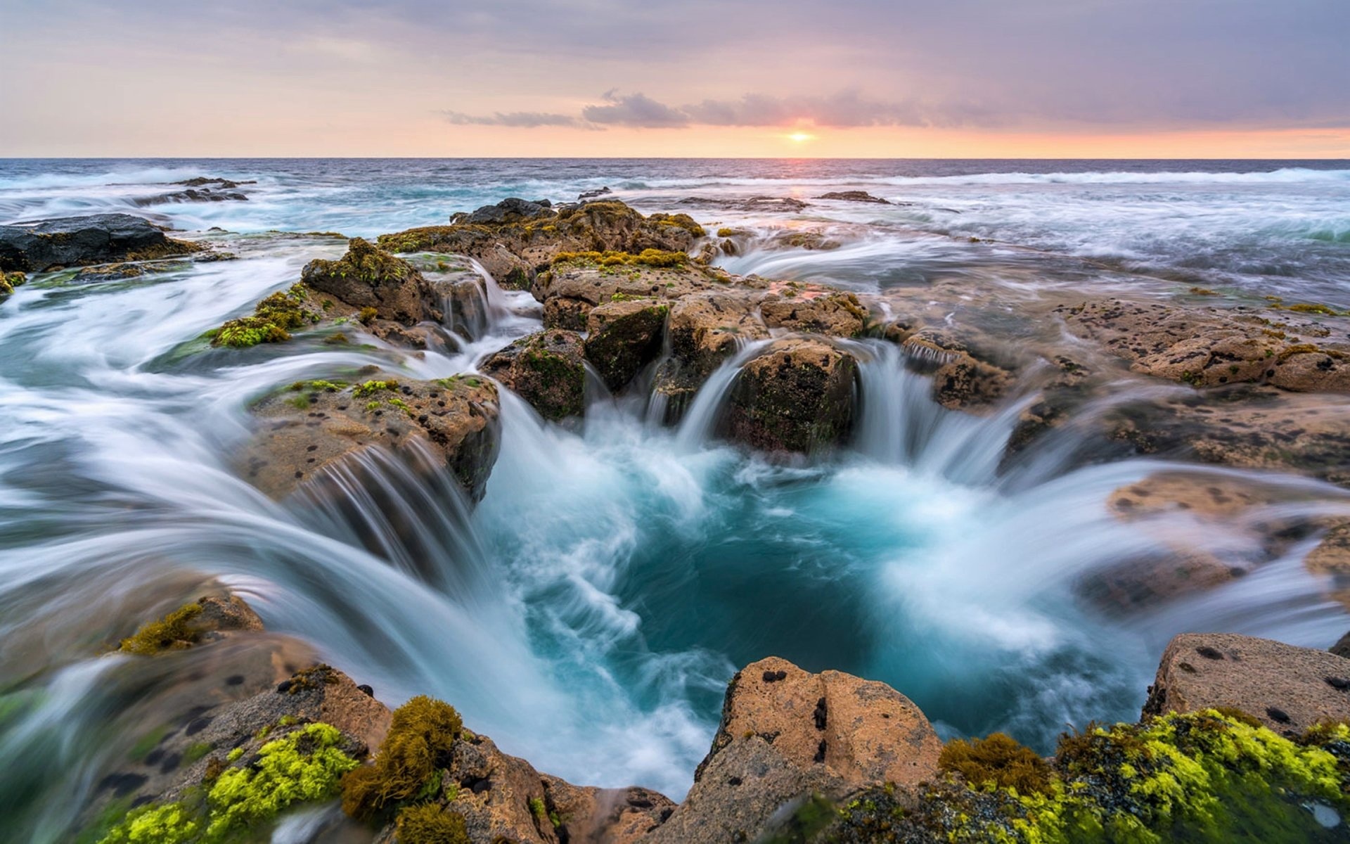 Wawaloli Beach Park, Hawaiian Ocean Wallpaper, 1920x1200 HD Desktop