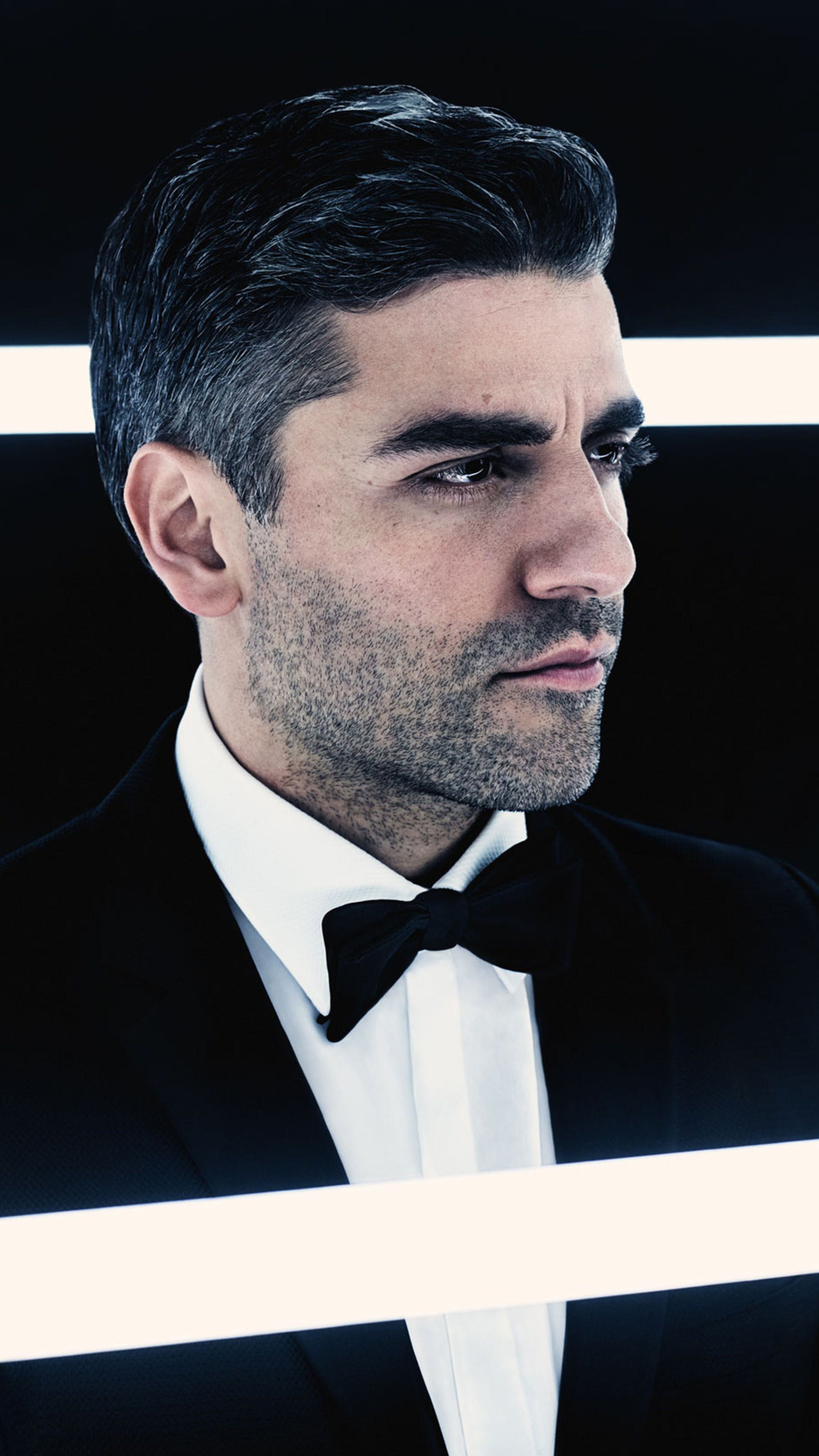 Oscar Isaac, Poe Dameron, British Vogue, 2017, 2160x3840 4K Phone