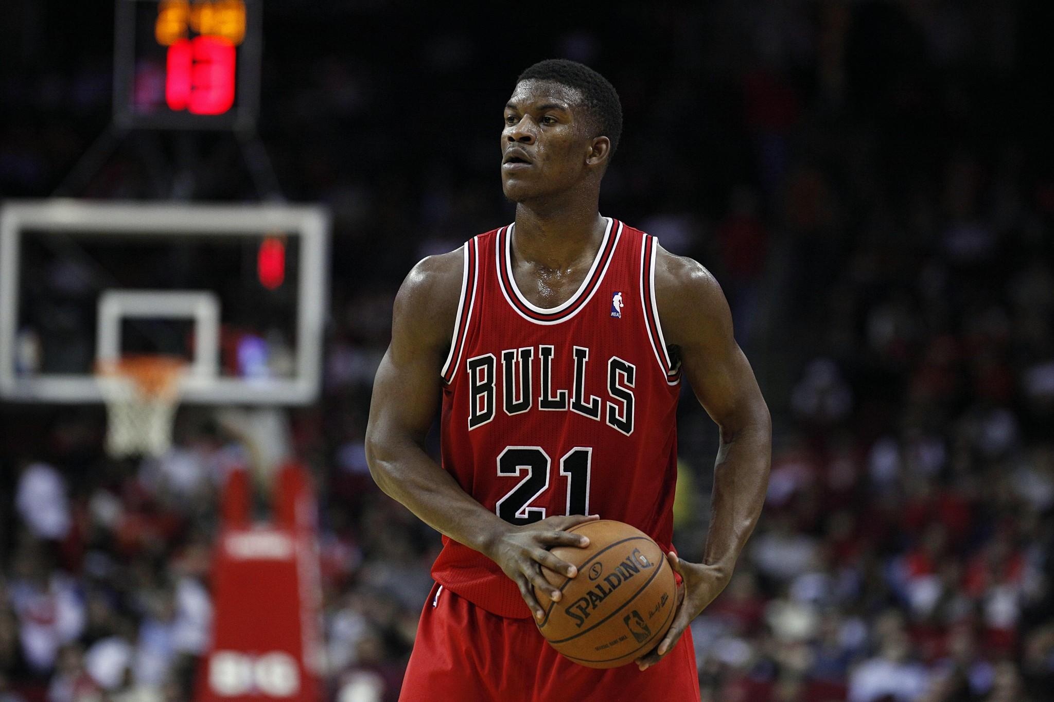 Jimmy Butler, Chicago Bulls playing game, 2050x1370 HD Desktop