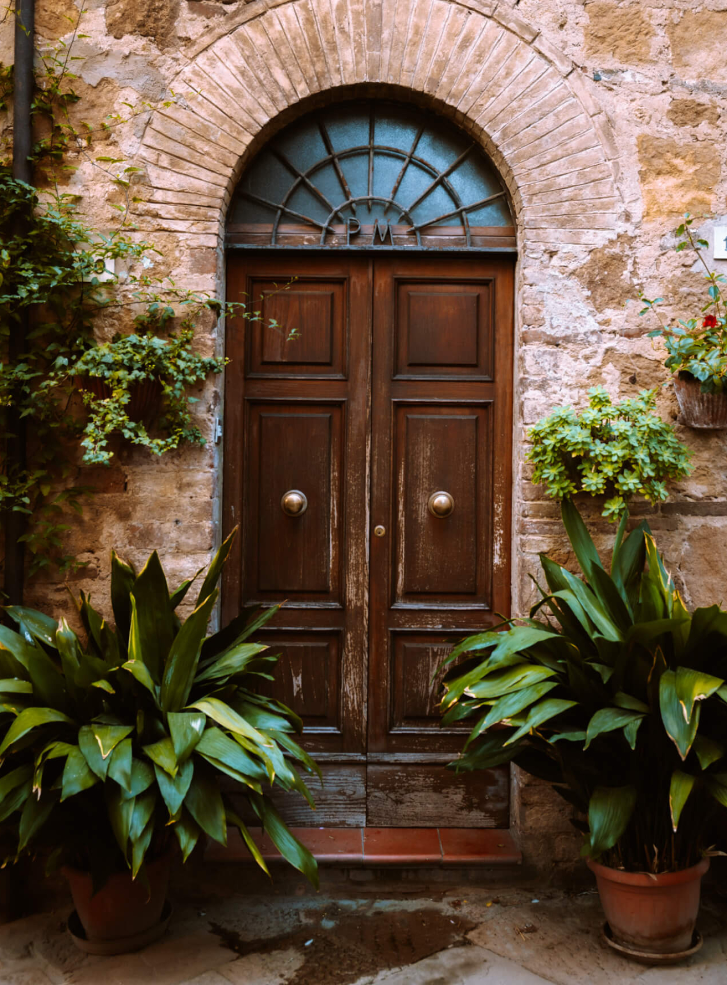 Pienza, Beautiful hilltop village, Tuscany destination, Italian charm, 1420x1920 HD Phone