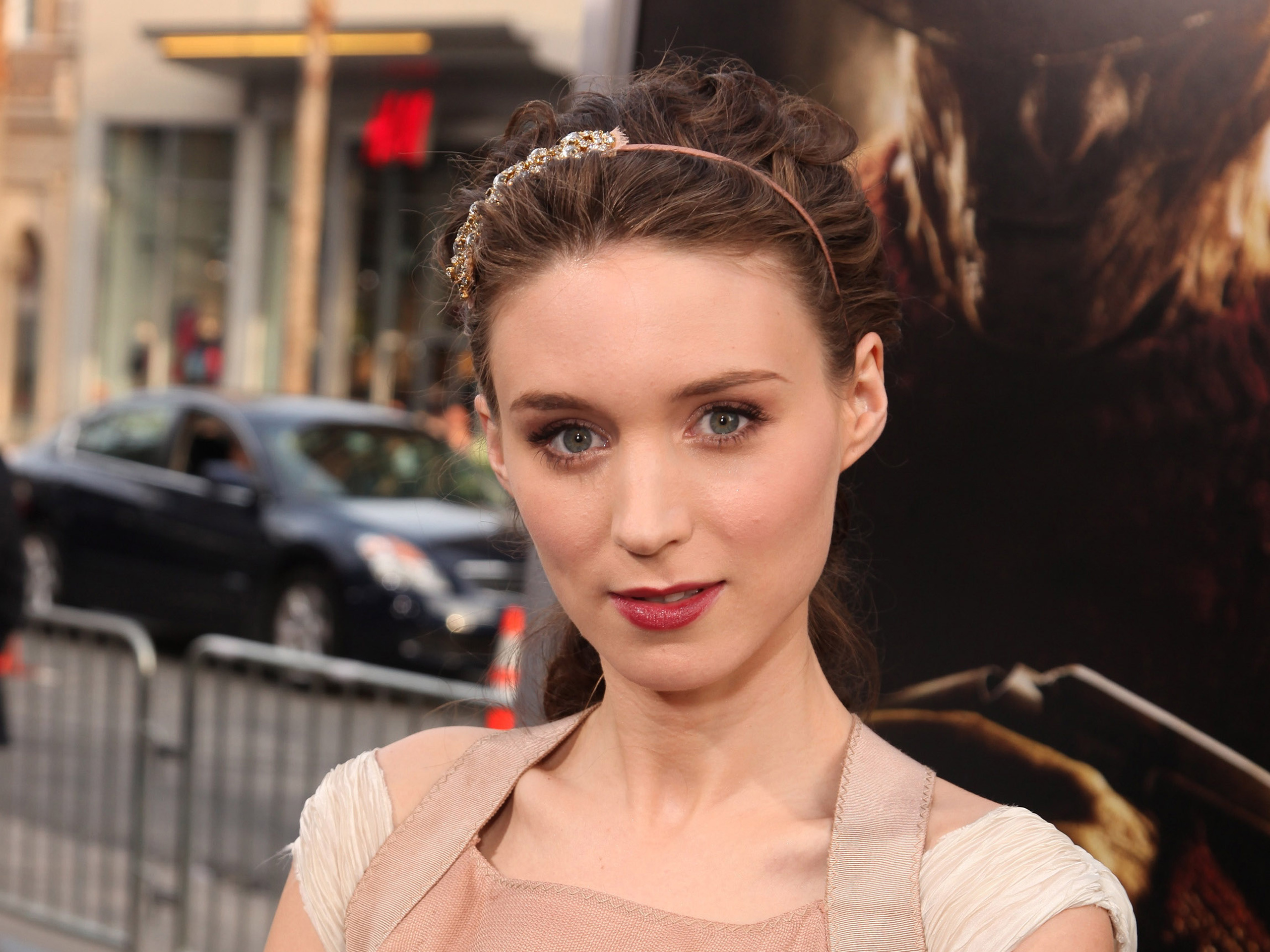 Rooney Mara, Celebrity wallpapers, HQ pictures, 4K resolution, 2560x1920 HD Desktop