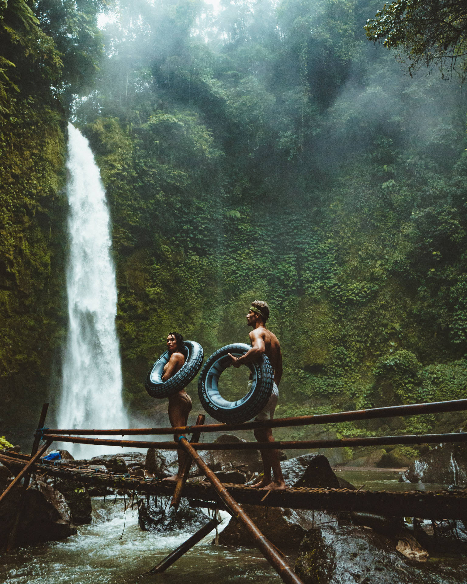 Nungnung Waterfall, Travel Couple Wallpaper, 1540x1920 HD Phone