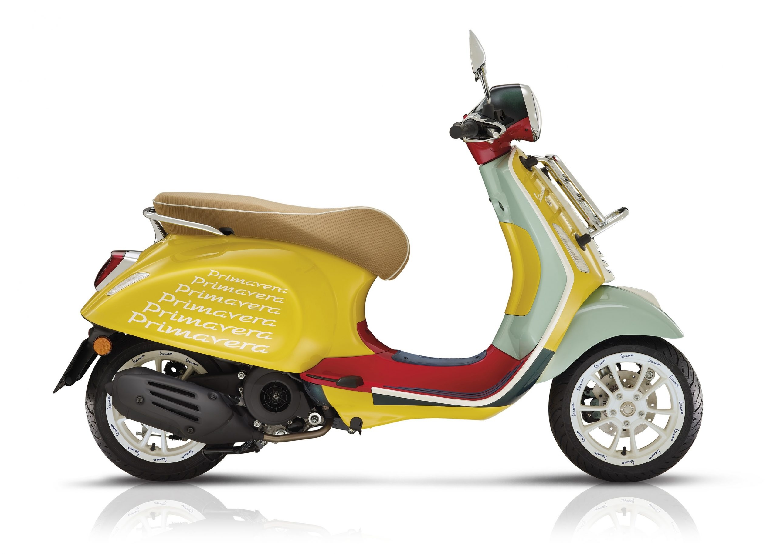 Vespa Primavera 150, Sean Wotherspoon, Sale, Goulet Moto Sport, 2560x1830 HD Desktop