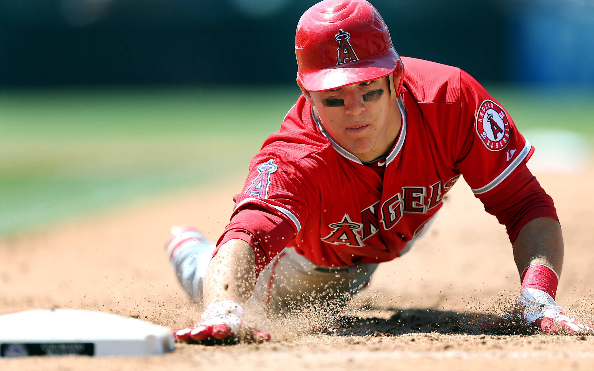 2012 Season, Mike Trout Wallpaper, 2050x1280 HD Desktop