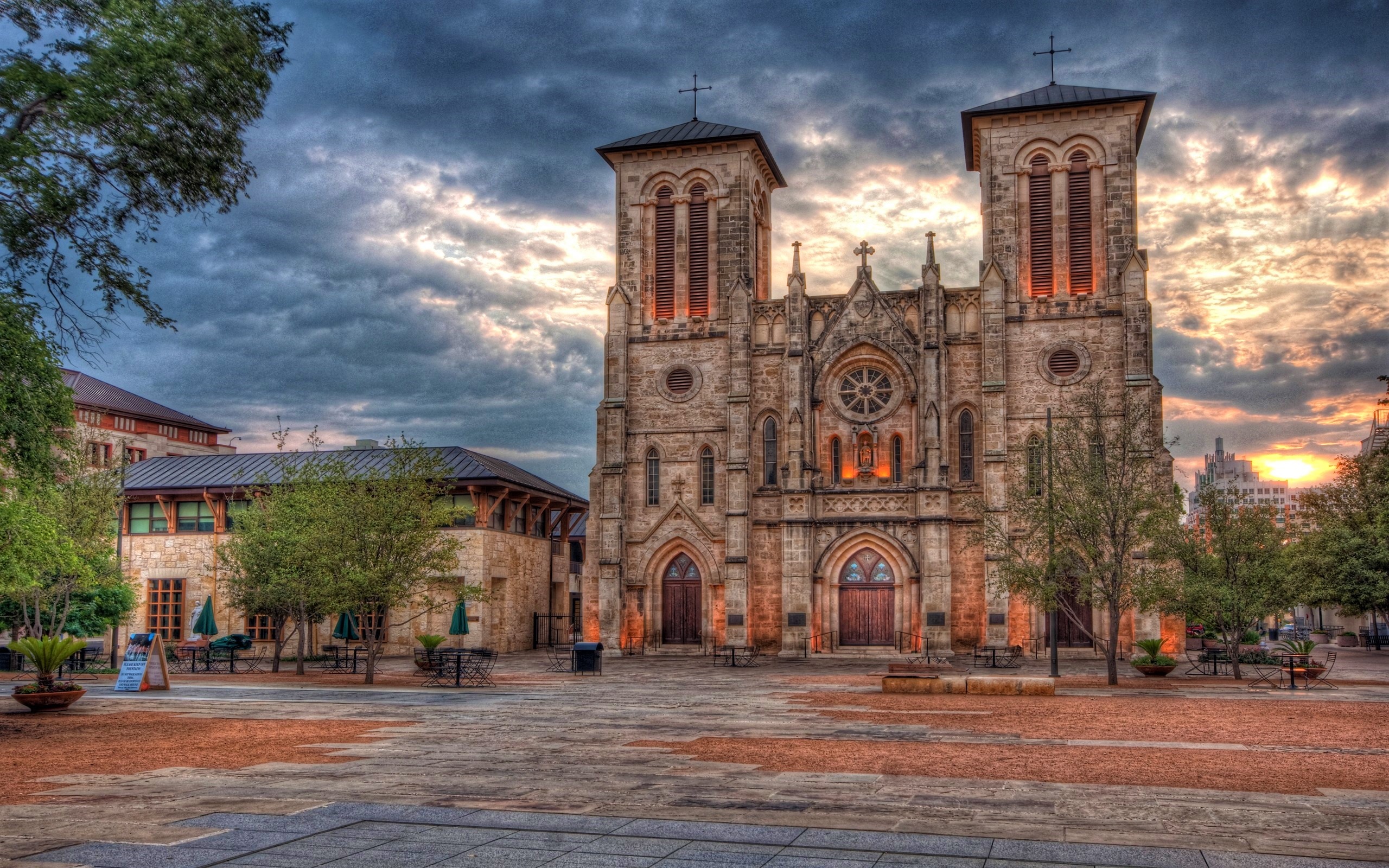 San Fernando Cathedral, San Antonio (Texas) Wallpaper, 2560x1600 HD Desktop