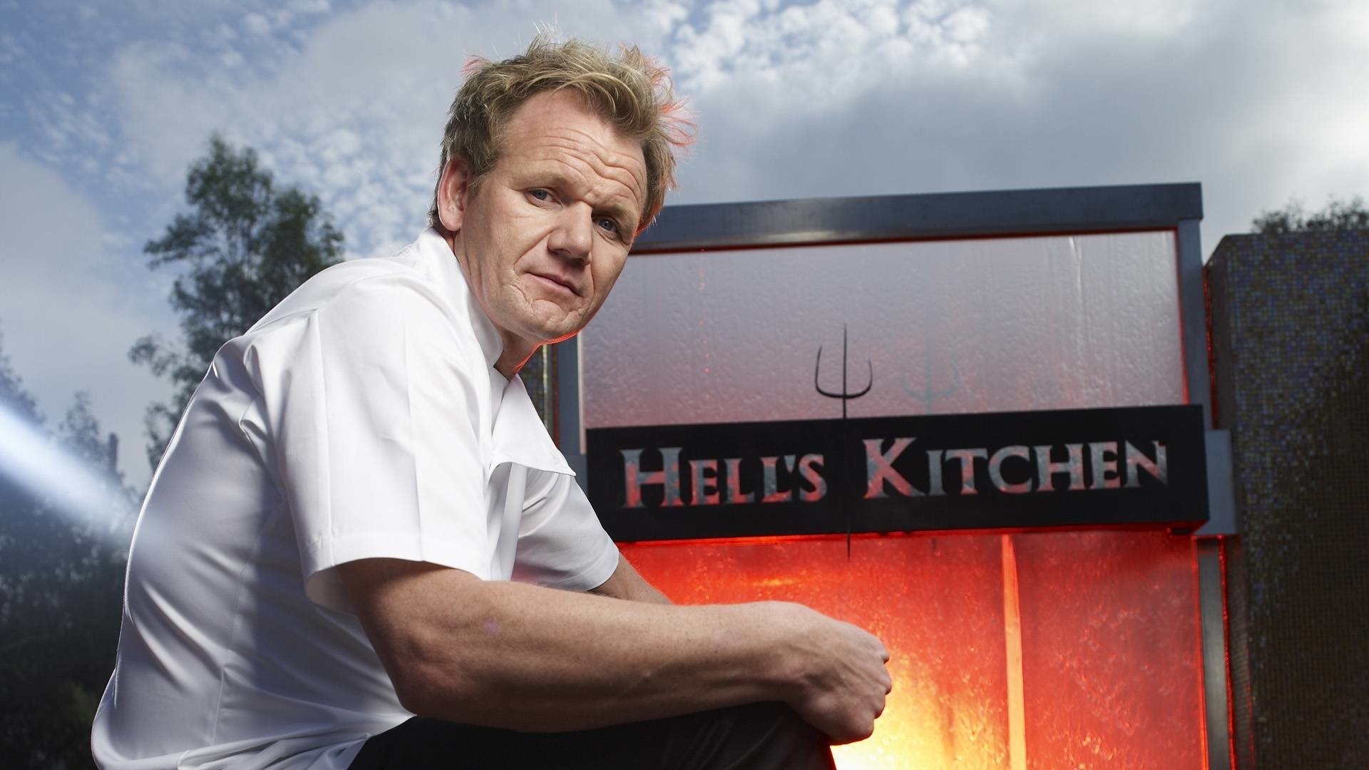 Gordon Ramsay, Hell's Kitchen, Intense competition, Ultimate culinary challenge, 1920x1080 Full HD Desktop