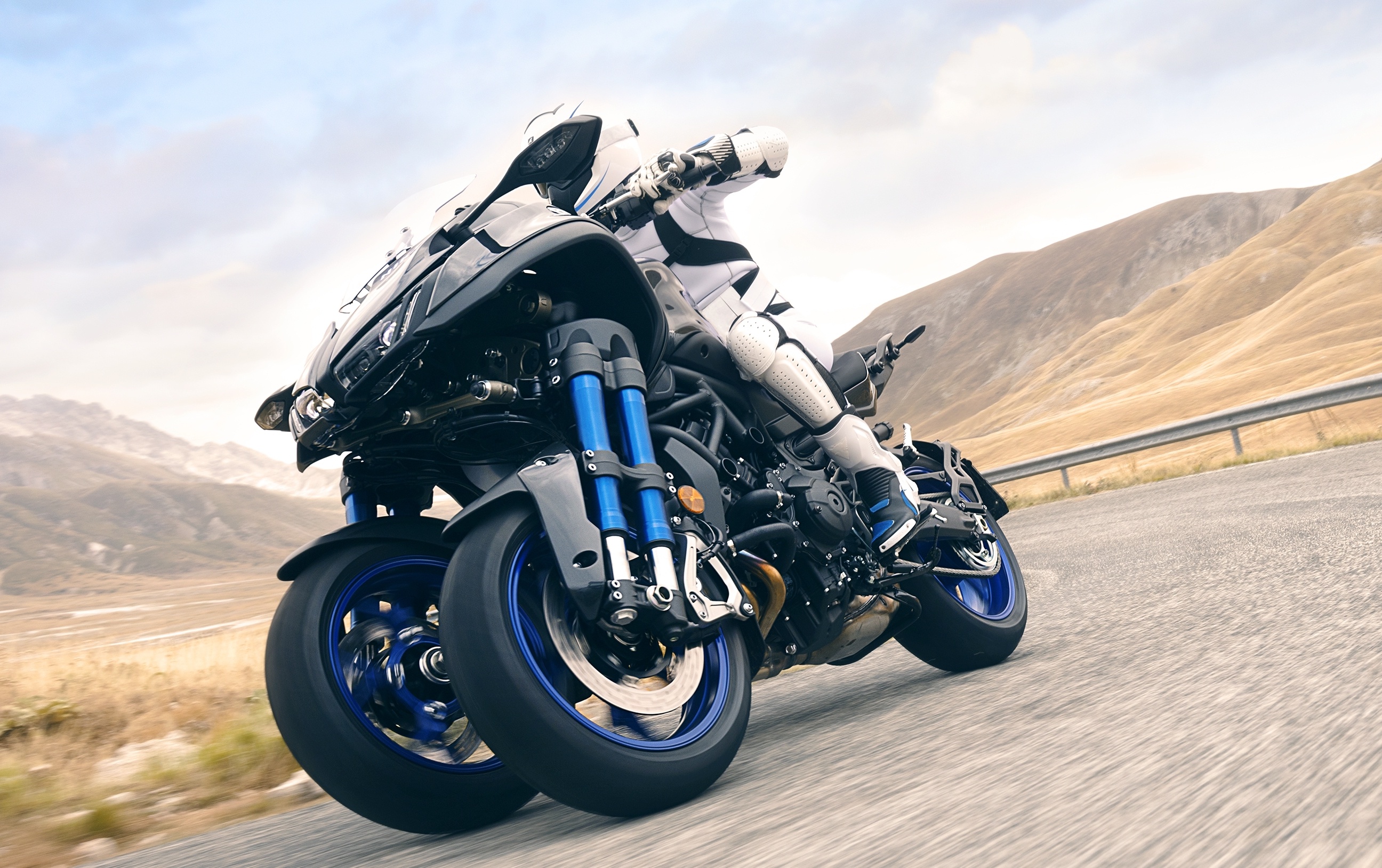 Yamaha Niken, 2018 Yamaha Niken LMW, Action 4, Paul Tan's Automotive News, 2600x1630 HD Desktop