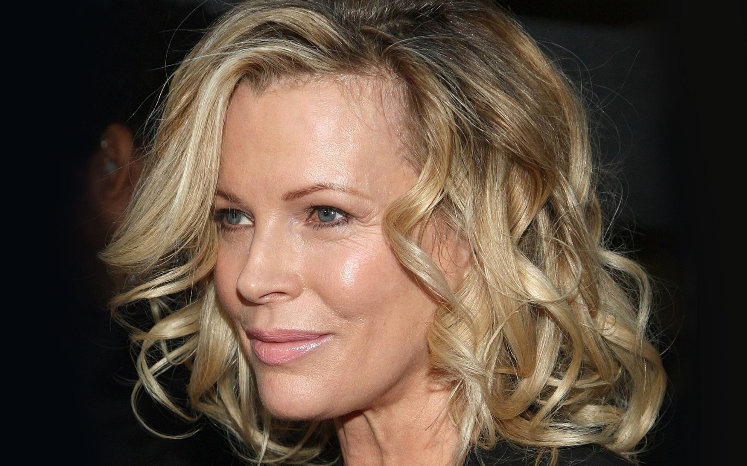 Kim Basinger, Wallpapers, Top free, Timeless allure, 2560x1600 HD Desktop