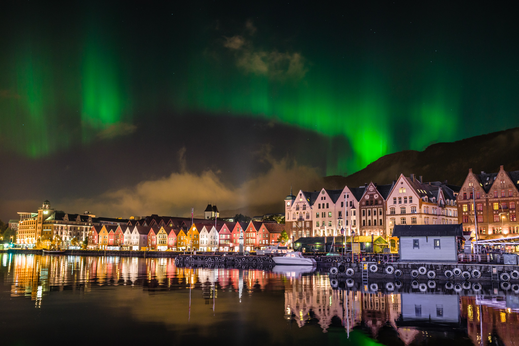 Bryggen, Northern lights, Desktop, 2050x1370 HD Desktop