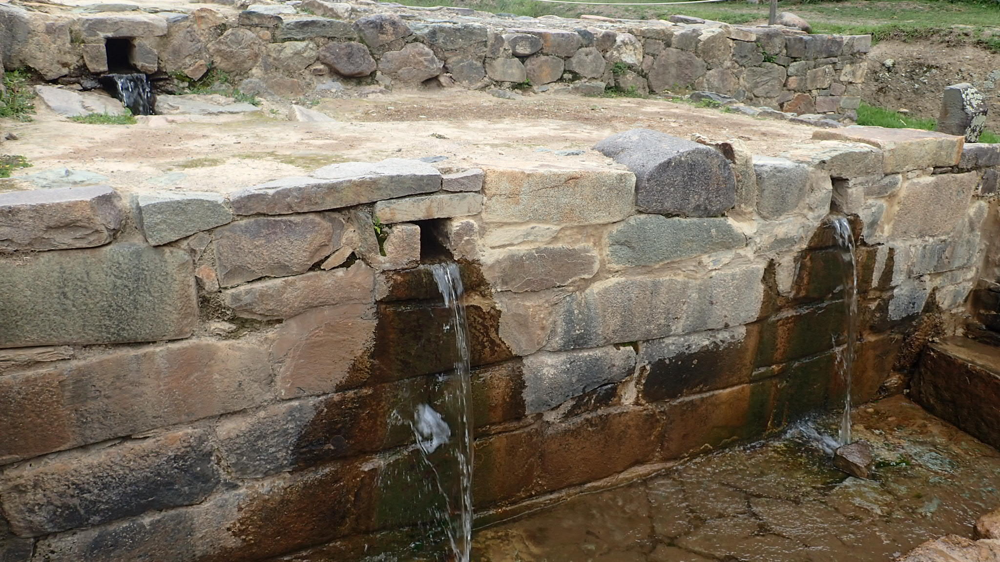 Ollantaytambo, Sacred Valley, Peru, Lorna on the Loose, 2050x1160 HD Desktop