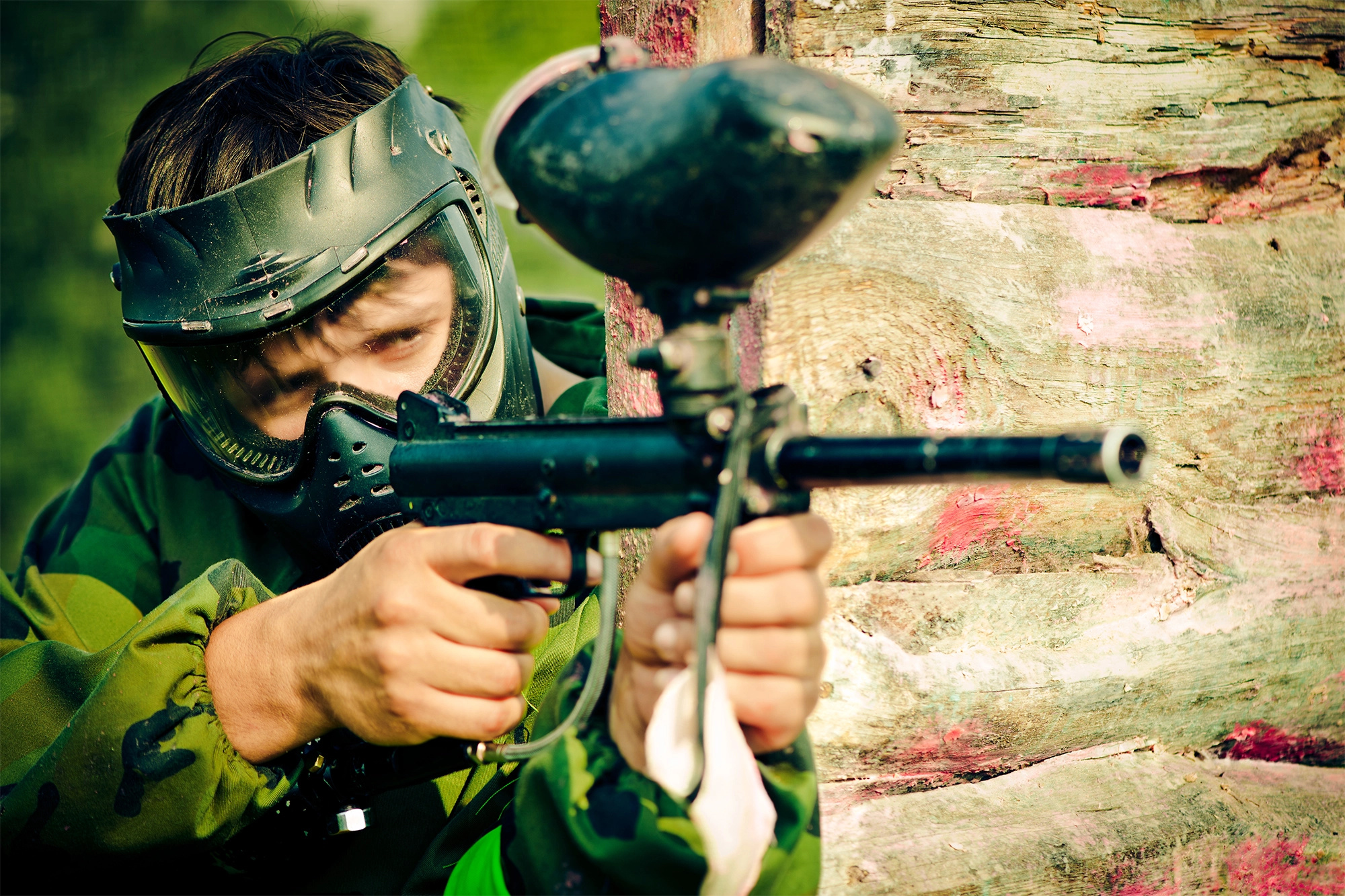 Paintball wars, Gun violence turn deadly, 2000x1340 HD Desktop