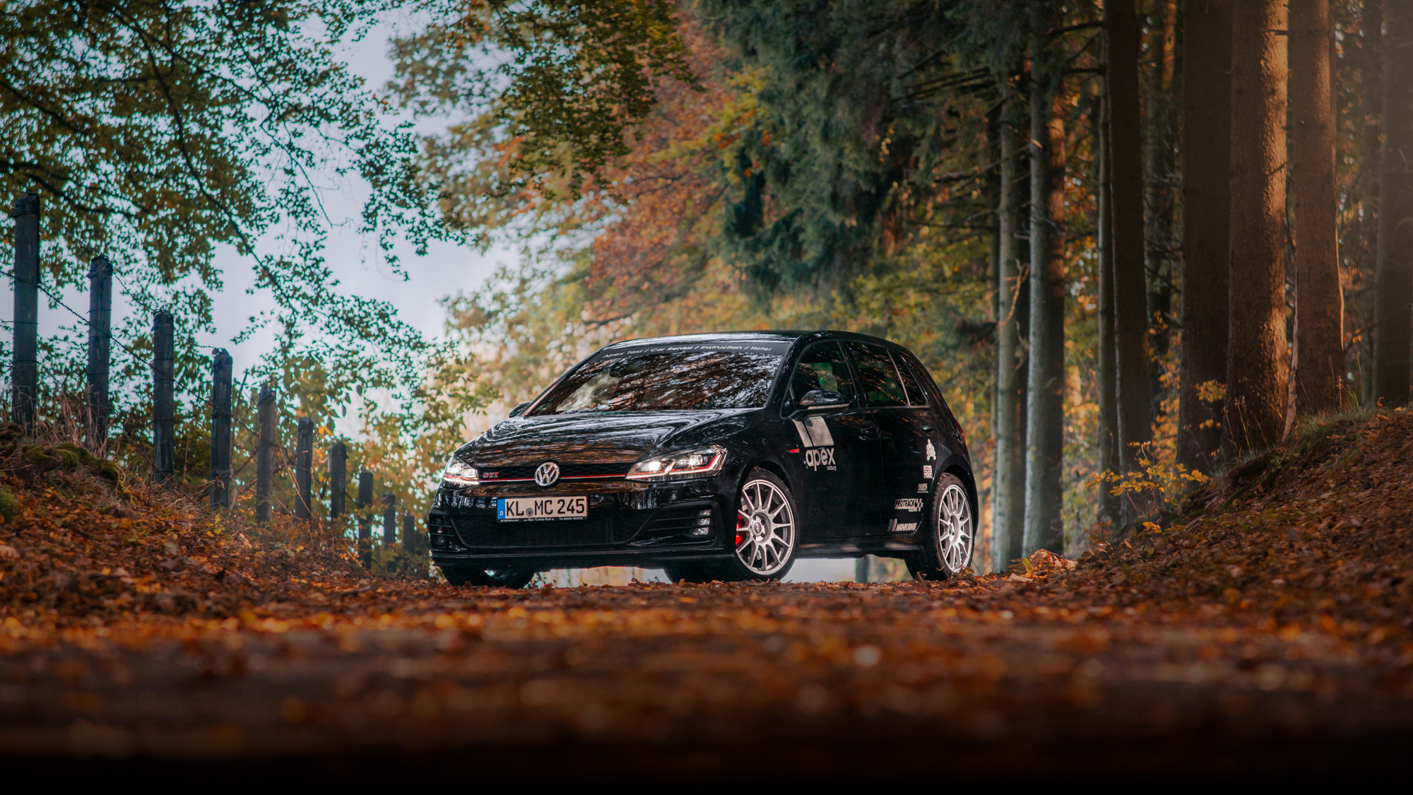 Early Autumn, Golf GTI Wallpaper, 2000x1130 HD Desktop