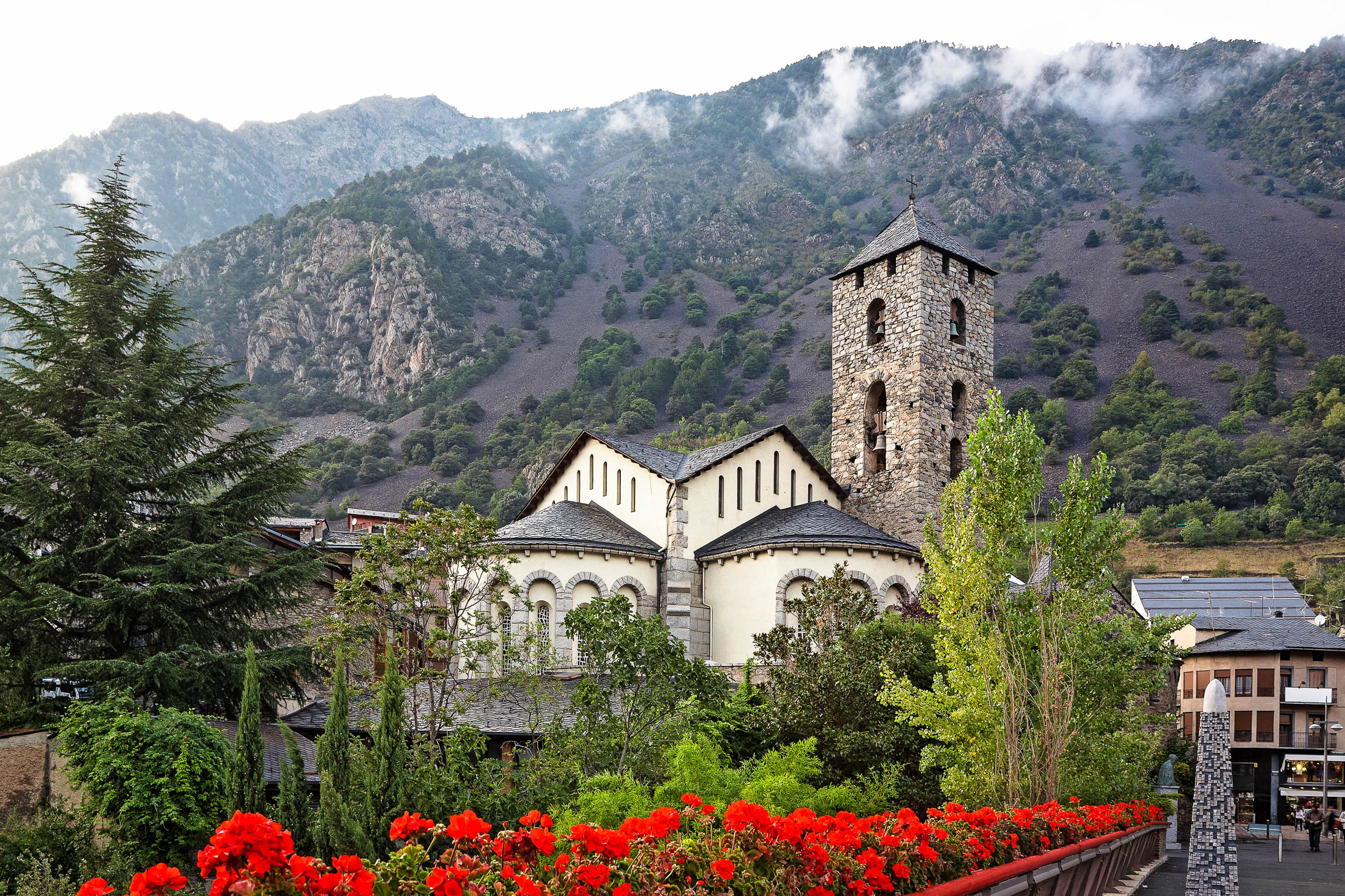 Andorra la Vella, Travels, esglsia de sant esteve, franks travelbox, 2600x1740 HD Desktop