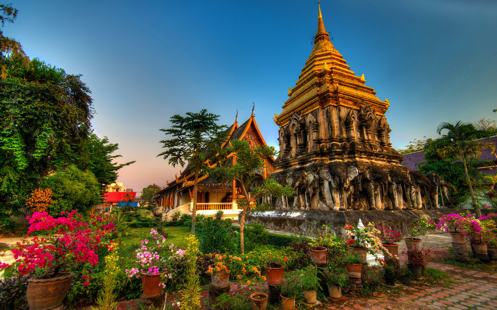 Wat Chiang Man, Thailand Wallpaper, 1920x1200 HD Desktop