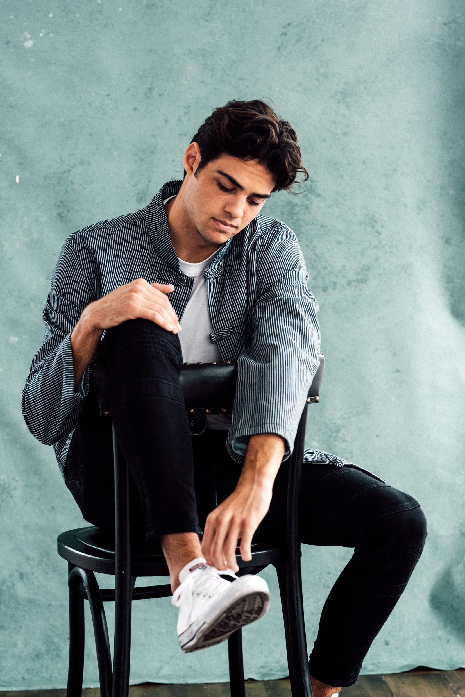 Noah Centineo, Charming heartthrob, Teen rom-com star, Dreamy Netflix actor, 1600x2400 HD Phone