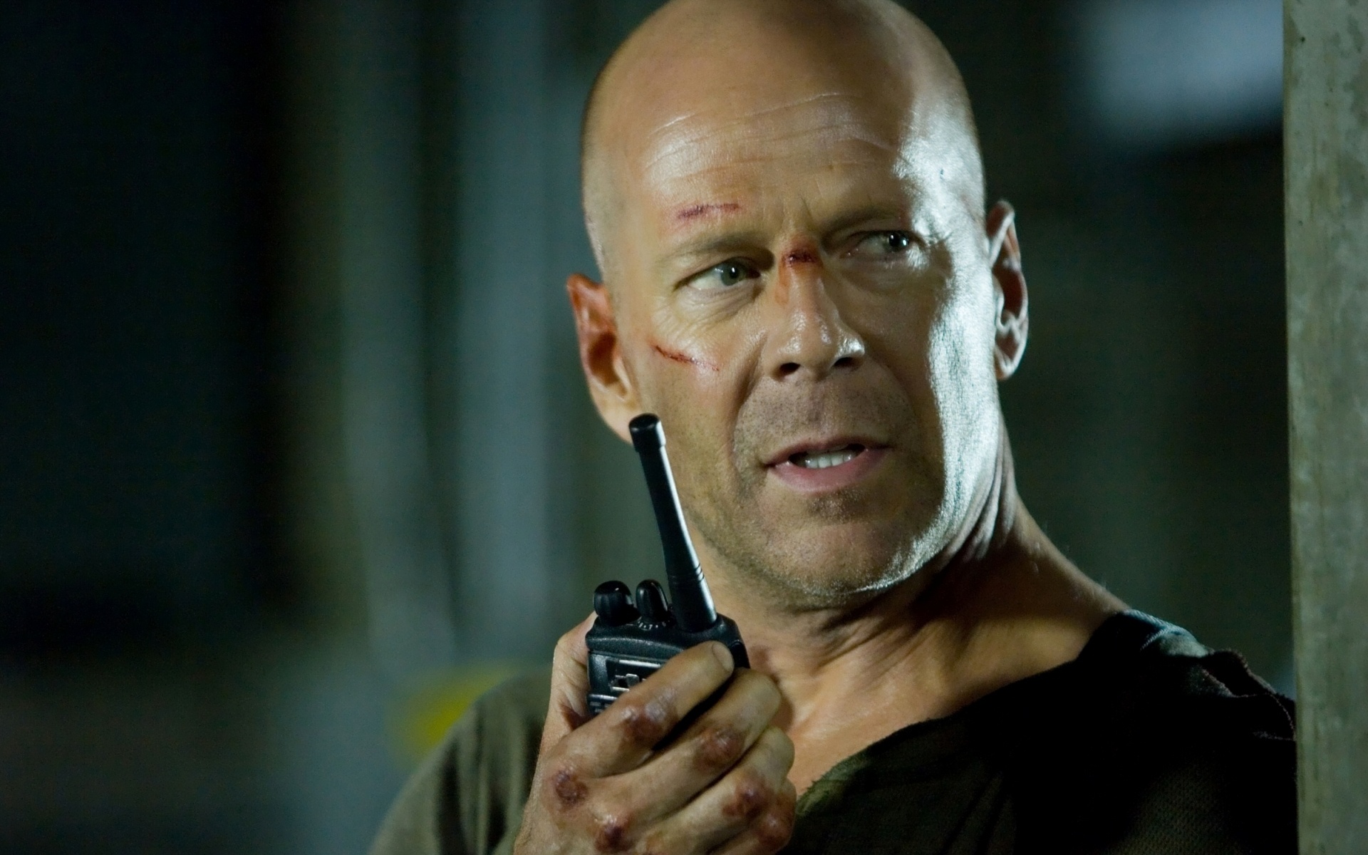 Die Hard franchise, Legendary hero, Fierce battles, Unforgettable moments, 1920x1200 HD Desktop