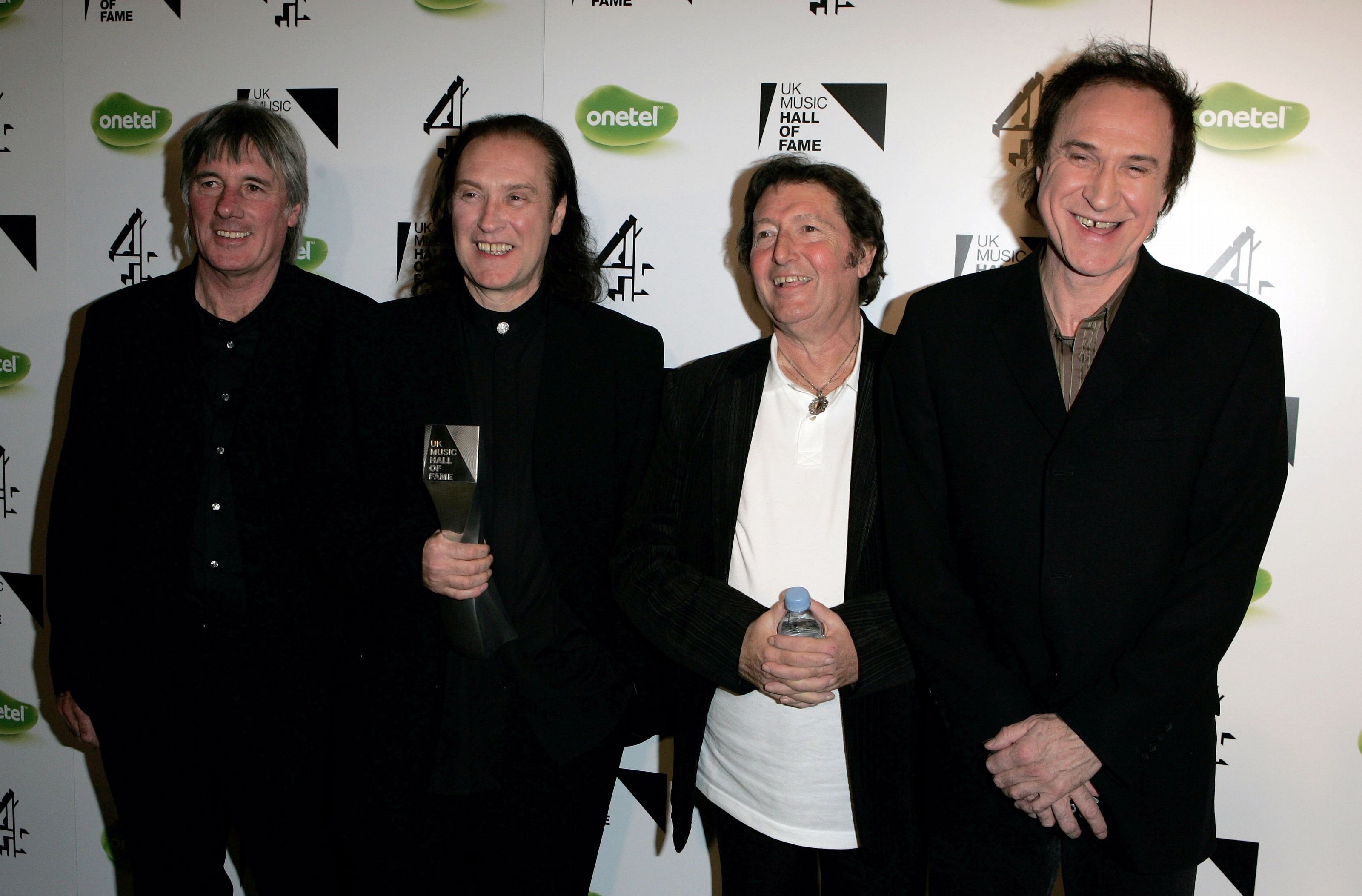 UK Music Hall of Fame 2005, The Kinks Wallpaper, 3200x2110 HD Desktop