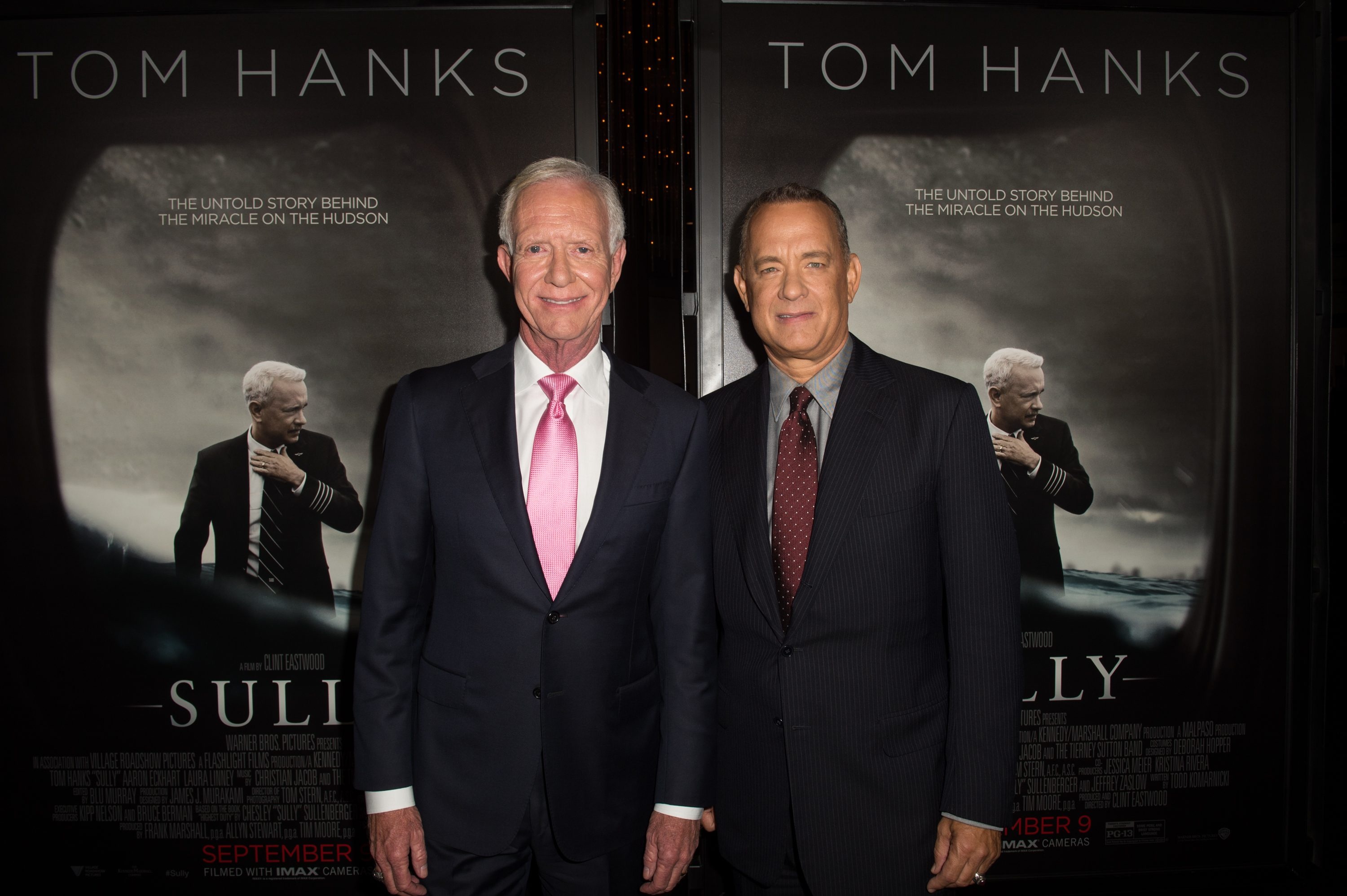 Sully, Inspirational true story, Captivating drama, Unforgettable heroism, 3000x2000 HD Desktop