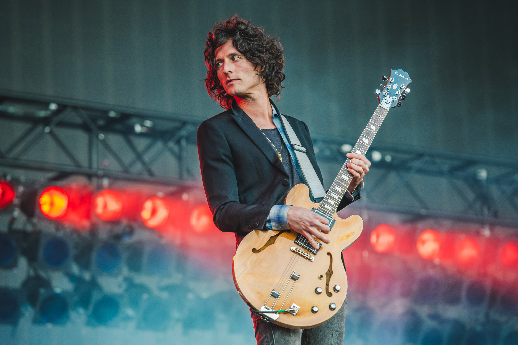 Nick Valensi, The Strokes Wallpaper, 2050x1370 HD Desktop