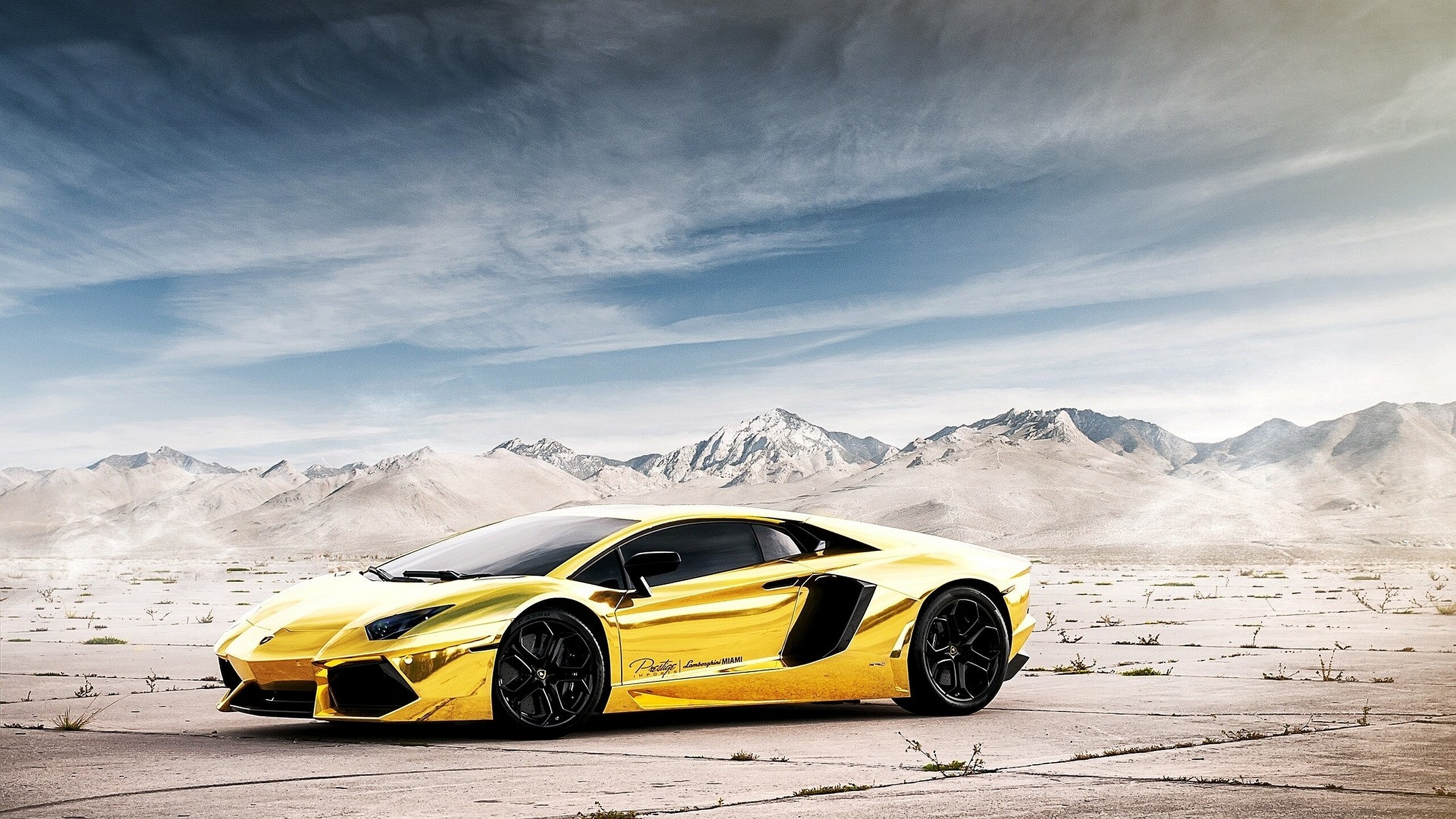 LP 770-4 SVJ, Gold Lamborghini Wallpaper, 2560x1440 HD Desktop