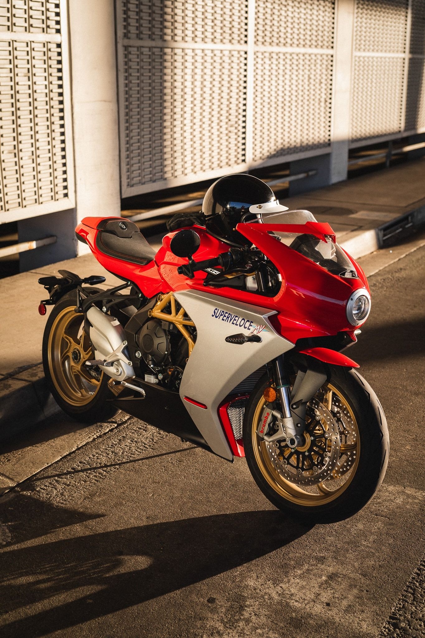 2022 Model, MV Agusta Superveloce Wallpaper, 1370x2050 HD Phone