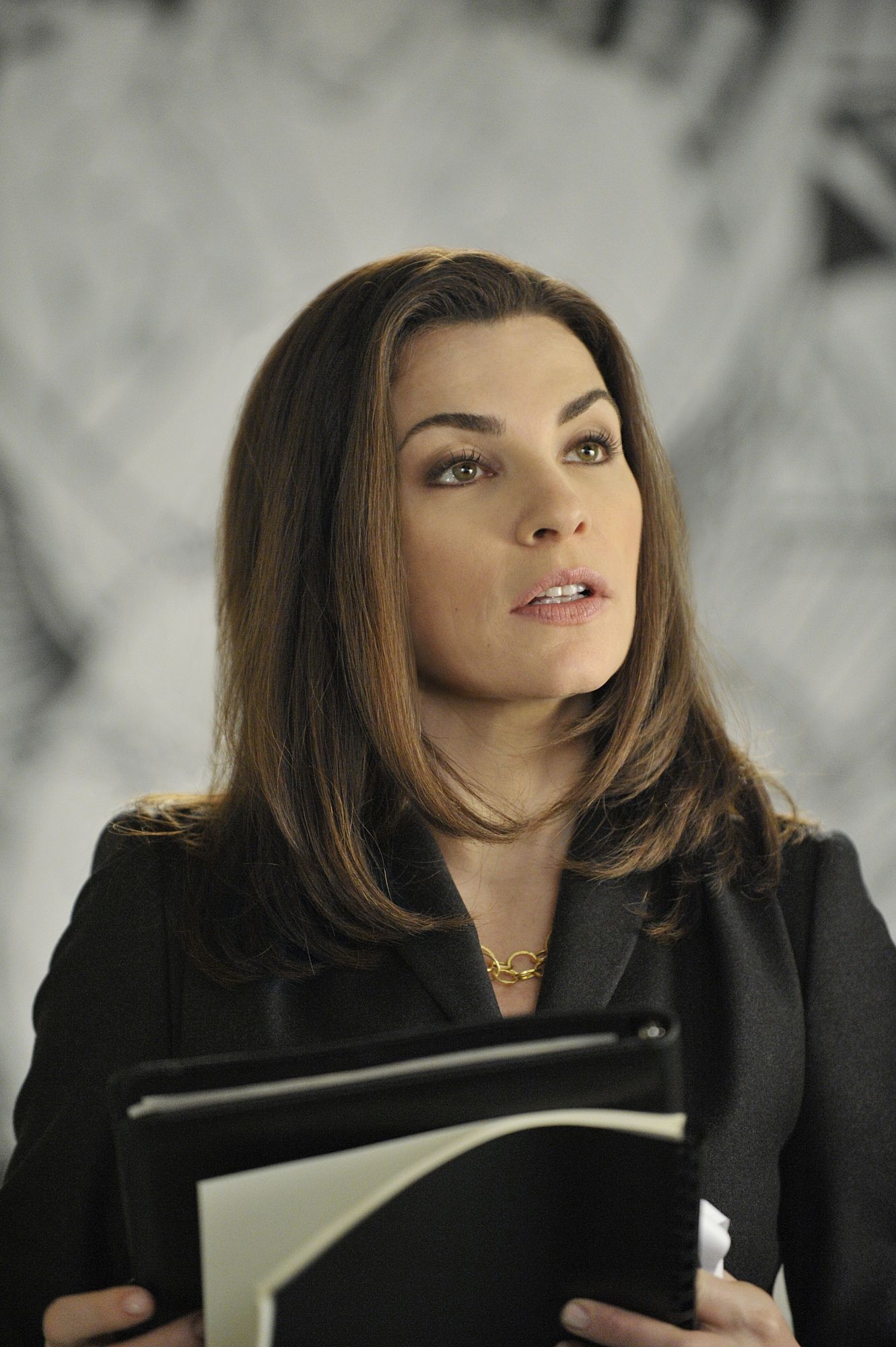 Alicia Florrick ideas, TV series, The Good Wife, 1340x2000 HD Phone