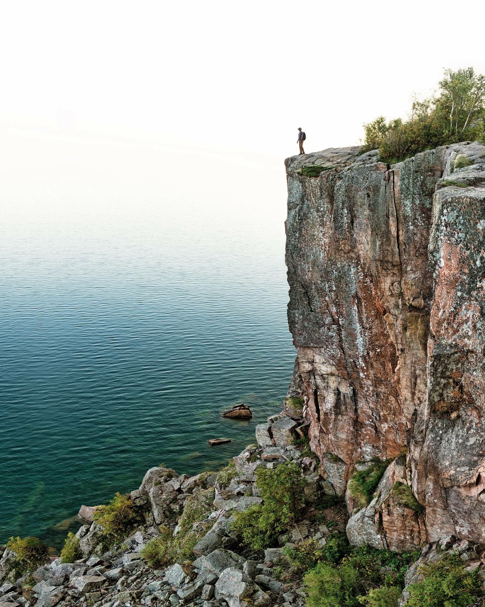 Lake Superior, Palisade head, Surfing pictures, Minnesota, 1640x2050 HD Phone