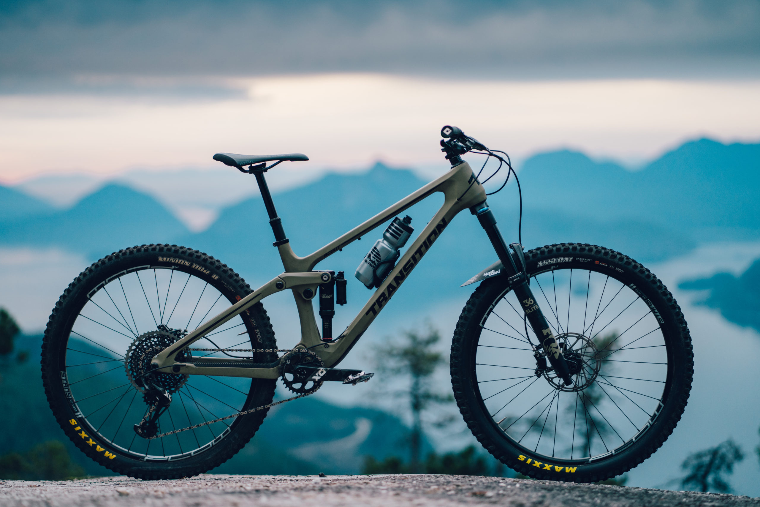 Scout Carbon GX, Transition Bikes Wallpaper, 2560x1710 HD Desktop