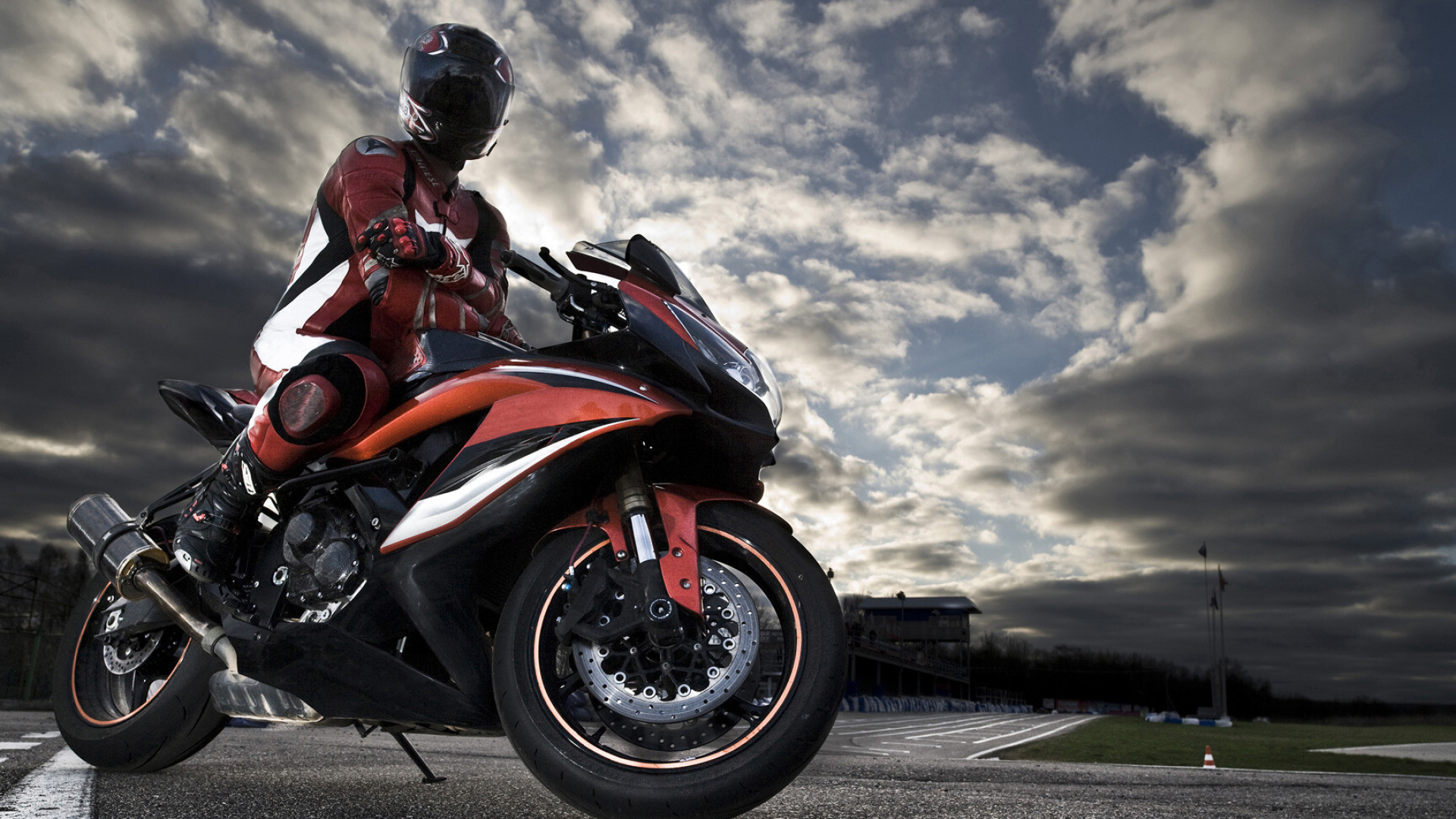 Black and red motorcycle, Sporty and daring, Heart-racing experience, Moto adrenaline, 1920x1080 Full HD Desktop