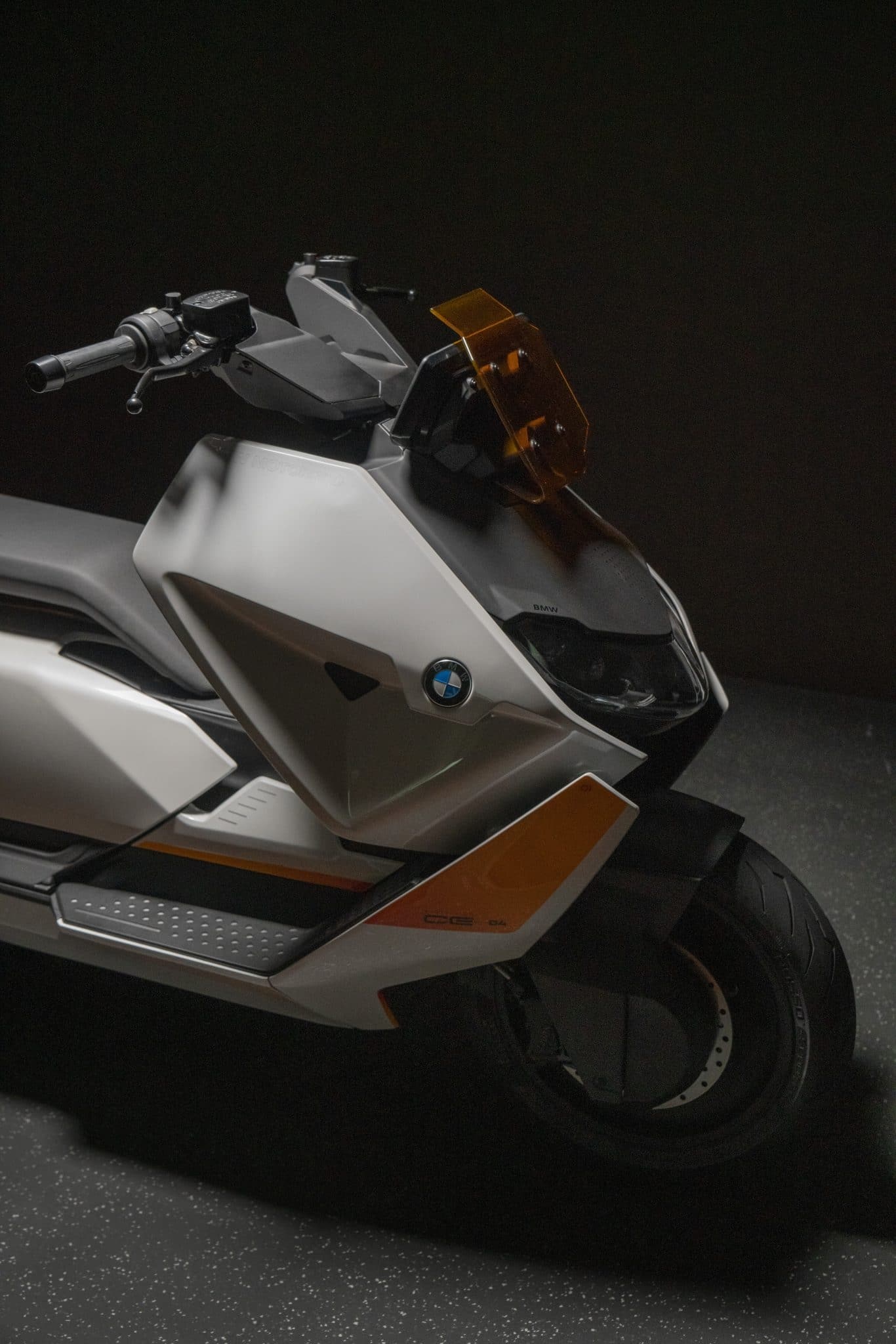 BMW CE 04, Definition CE 04, Adventure BMW, Electric revolution, 1370x2050 HD Phone