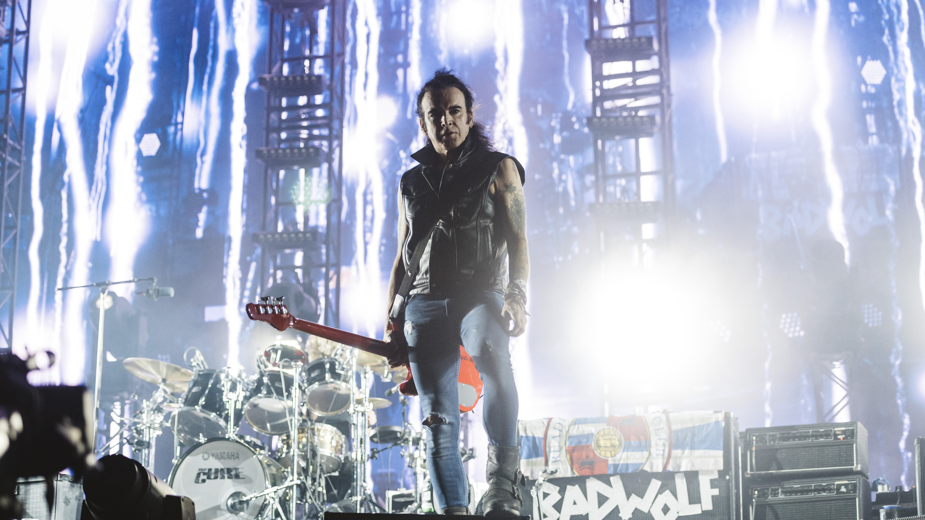 Simon Gallup, The Cure bassist, Sudden band departure, MusicRadar announcement, 3000x1690 HD Desktop