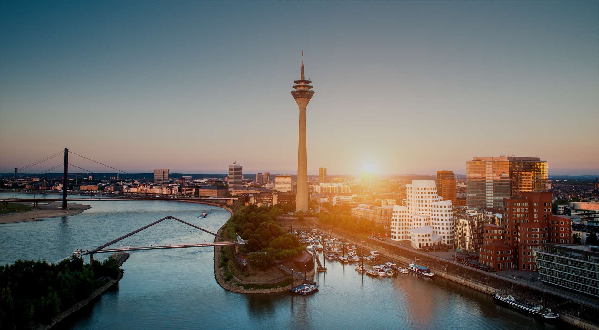 Dusseldorf Skyline, Travels, Congress center, German city, 1980x1090 HD Desktop