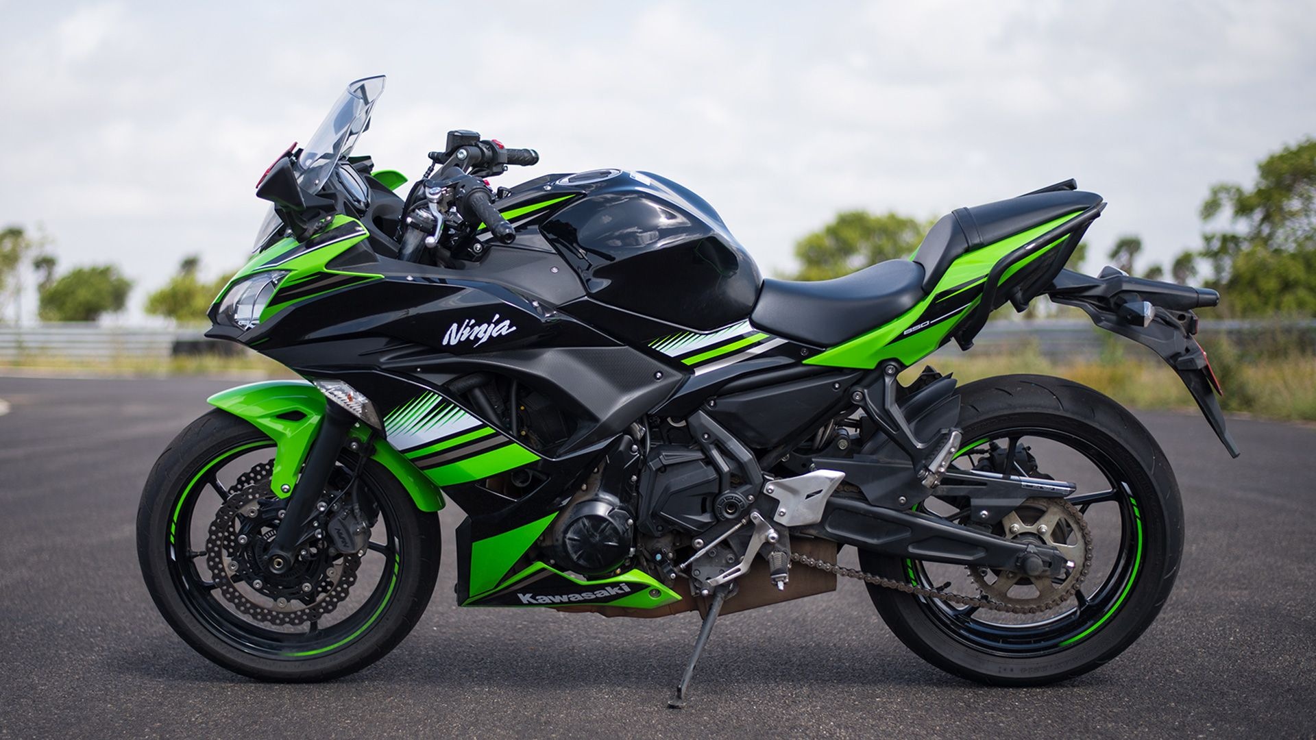 Kawasaki Ninja 650, Speed and agility, Bold aesthetics, Immersive ride, 1920x1080 Full HD Desktop