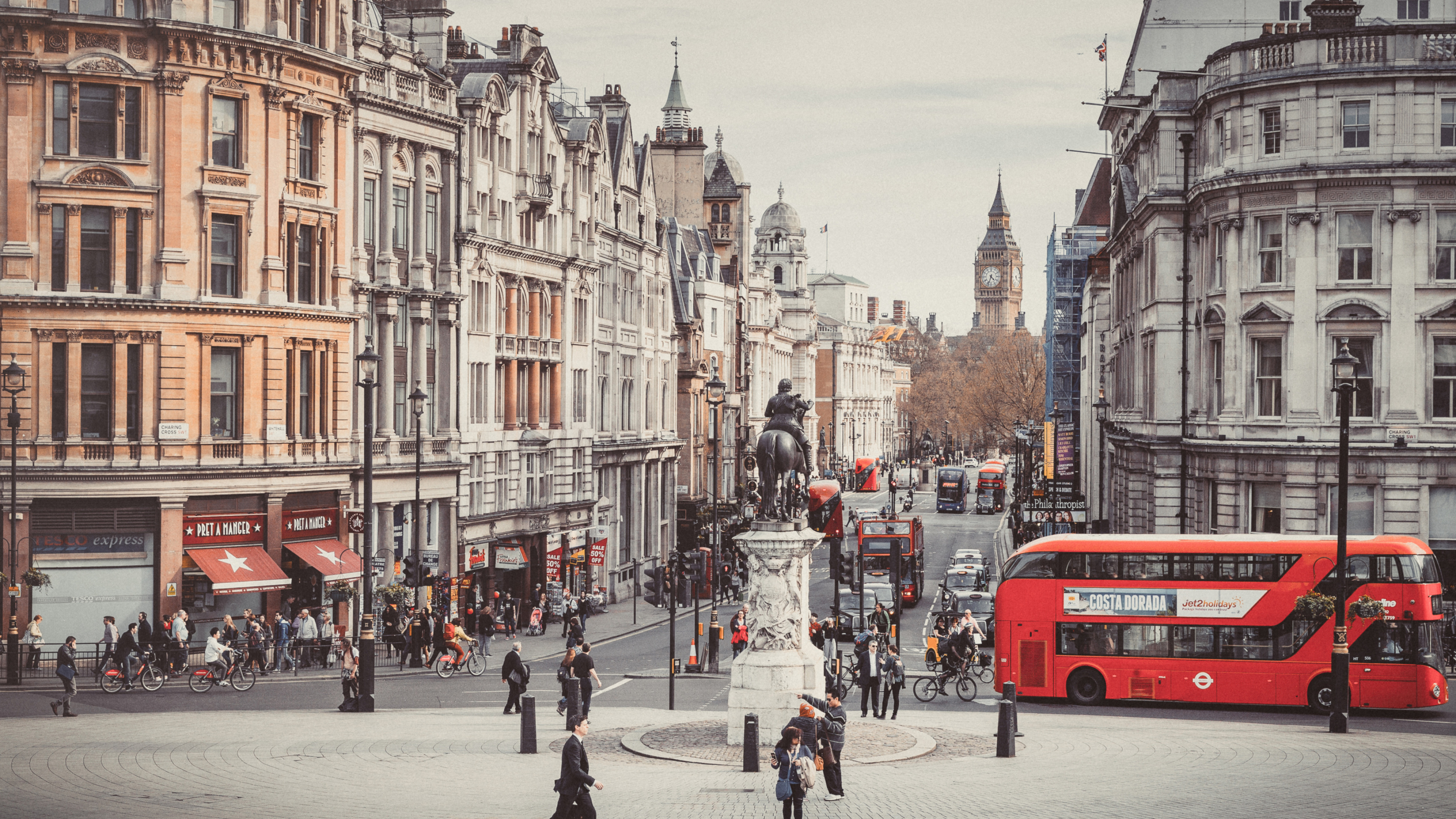 Trafalgar Square, London Wallpaper, 3840x2160 4K Desktop