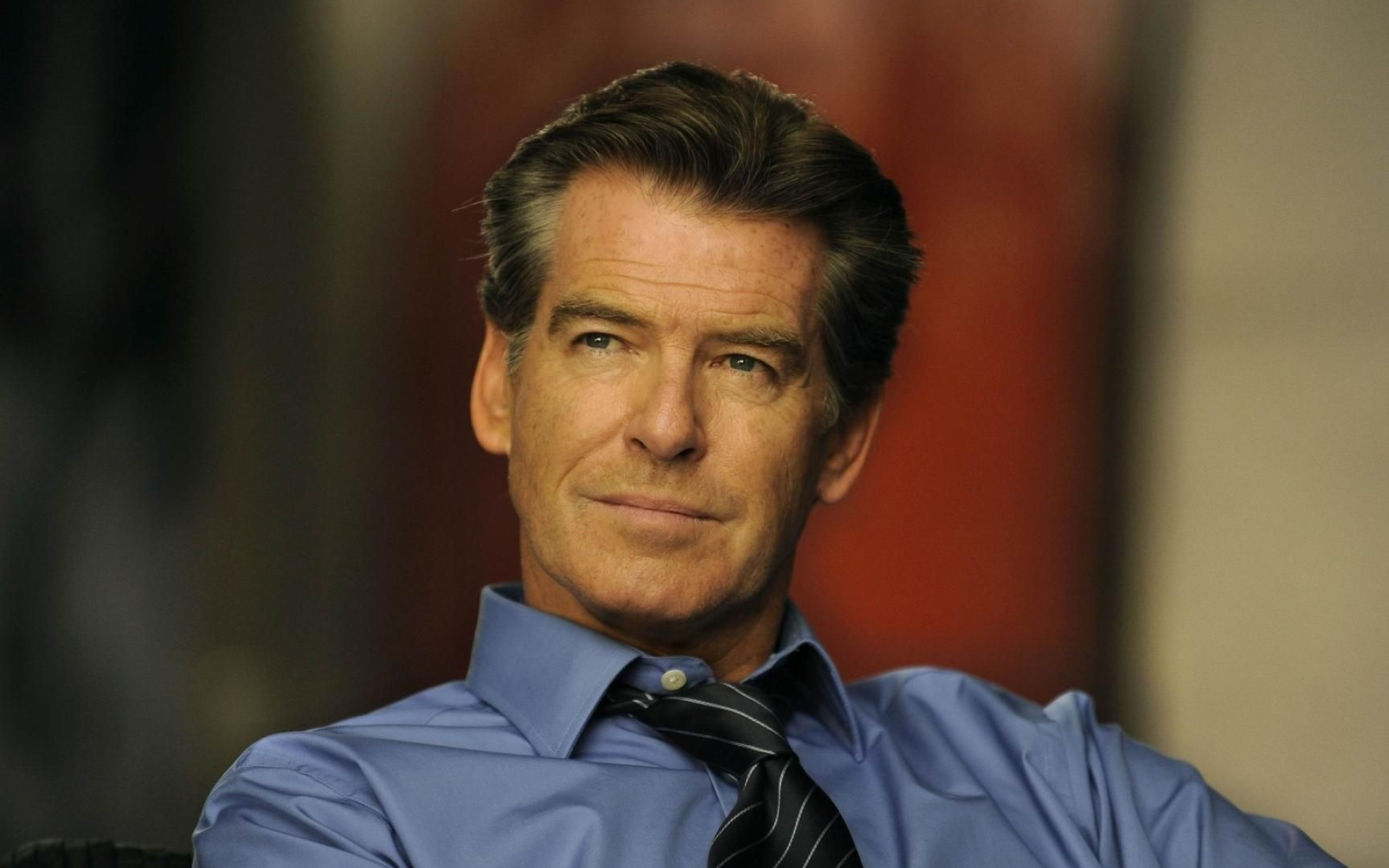 Pierce Brosnan, Pierce Brosnan actors, HD wallpapers, Charismatic presence, 1920x1200 HD Desktop