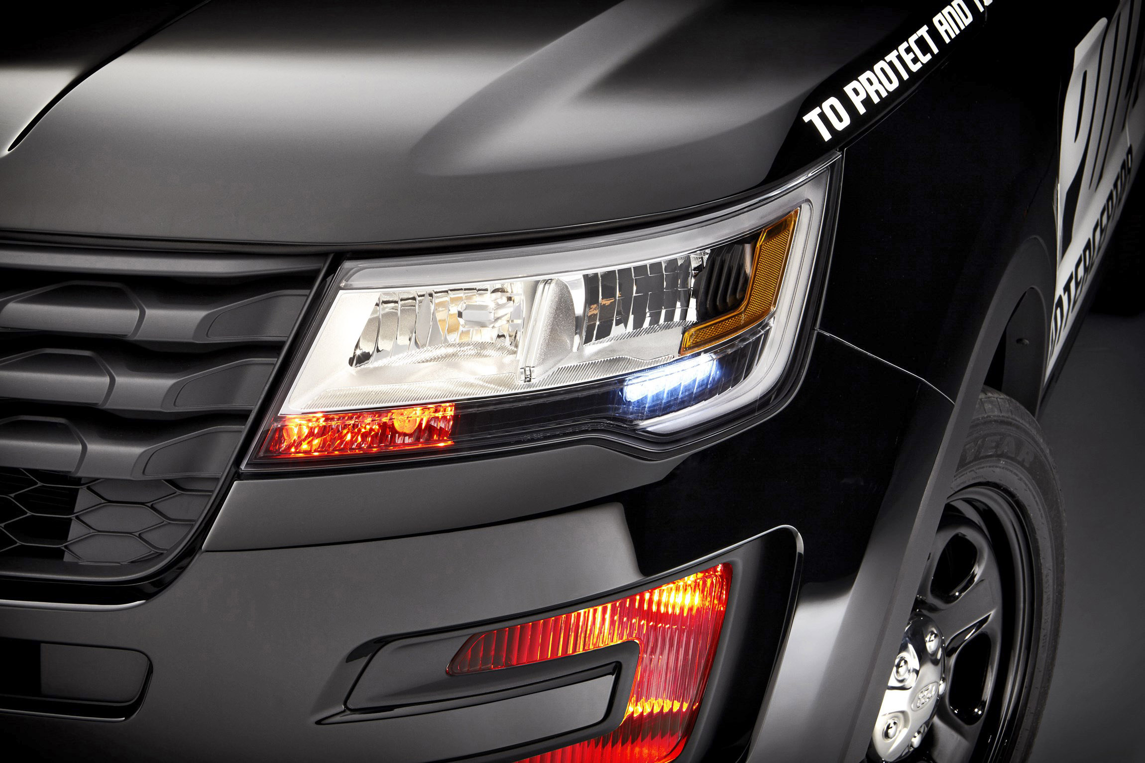 Close-Up, Ford Explorer Wallpaper, 2300x1540 HD Desktop