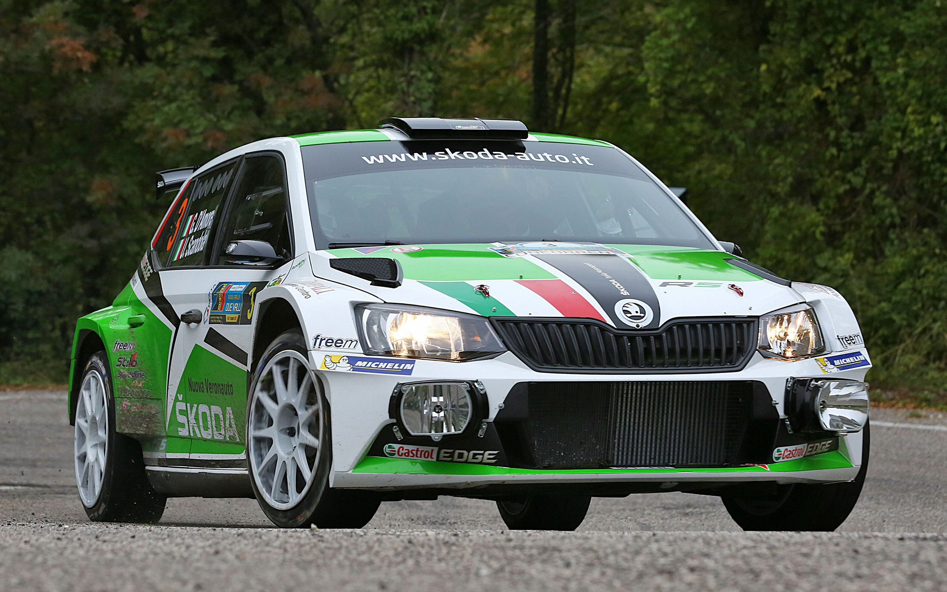 2015 Model, Skoda Fabia Wallpaper, 1920x1200 HD Desktop