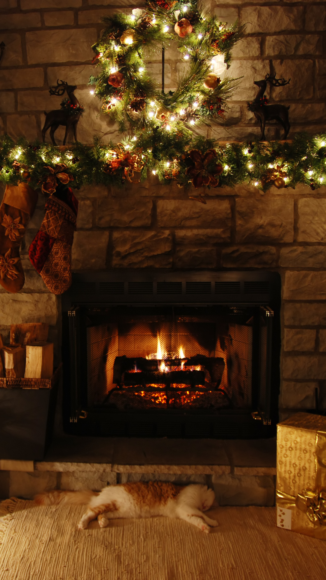 Christmas wreath, Fireplaces Wallpaper, 1080x1920 Full HD Phone