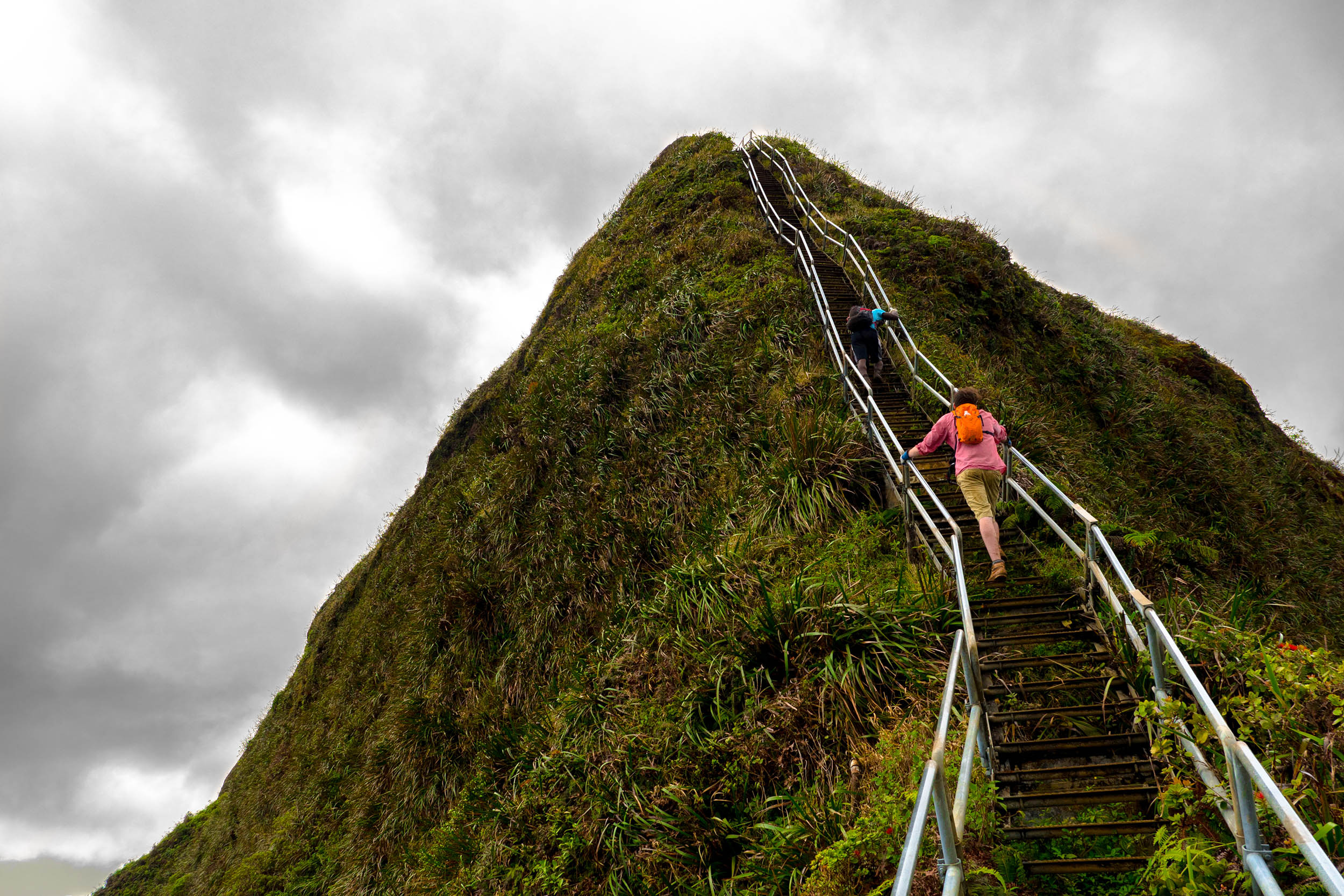 Haiku, Hawaii stairs, Climb stairway, Hawaii, 2500x1670 HD Desktop