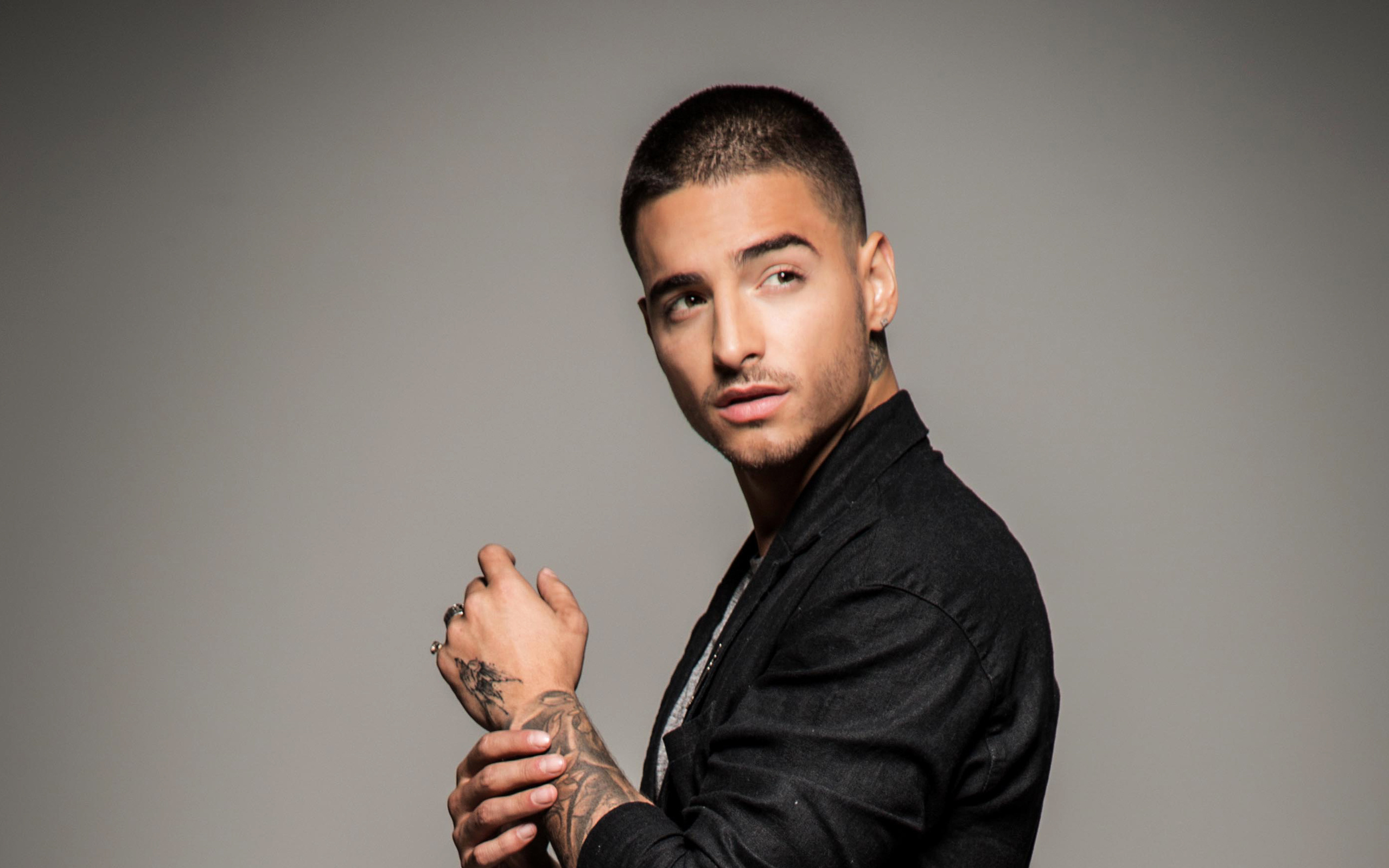 Maluma, Celebrity background, Hot artist, Impressive looks, 2560x1600 HD Desktop