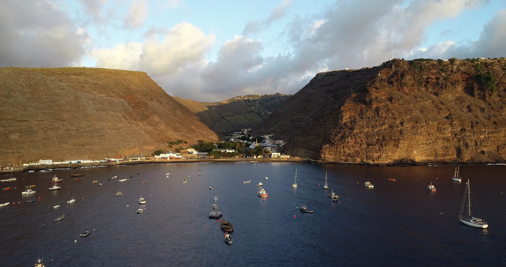 Fishing at St Helena, Wildfly travel, Jamestown, So we went, 2050x1080 HD Desktop