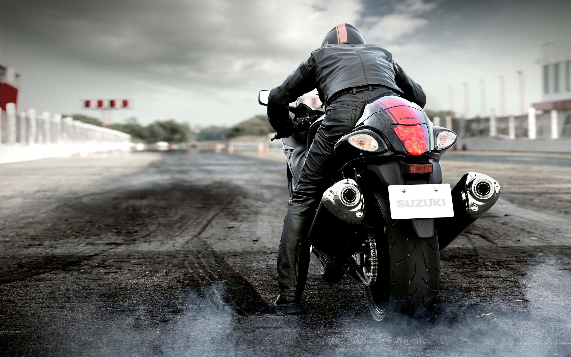 Suzuki Hayabusa, Customized beauty, Intimidating presence, Ultimate performance, 1920x1200 HD Desktop