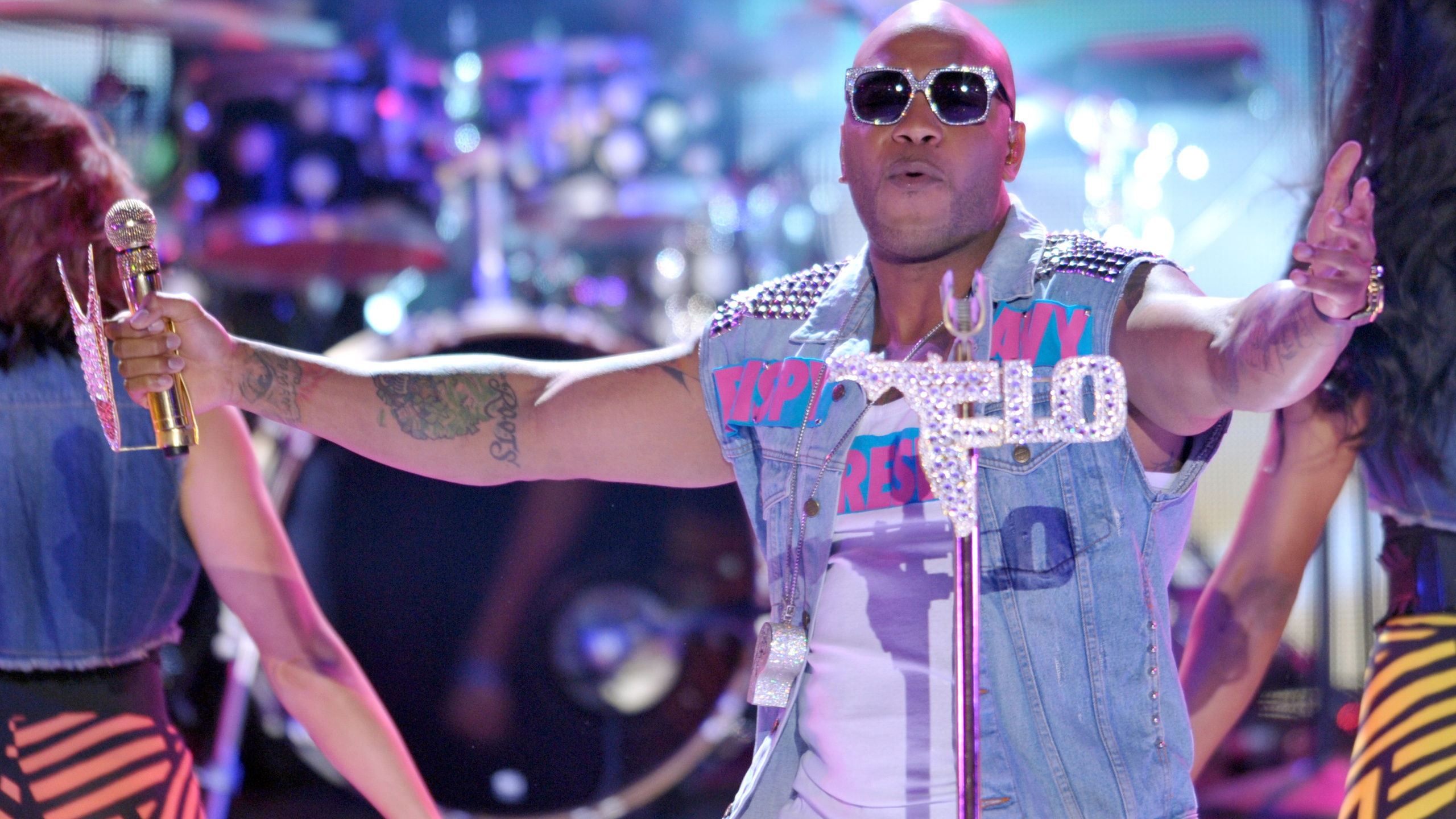 Flo Rida rapper, Flo Rida music, Flo Rida HD wallpapers, Flo Rida images, 2560x1440 HD Desktop