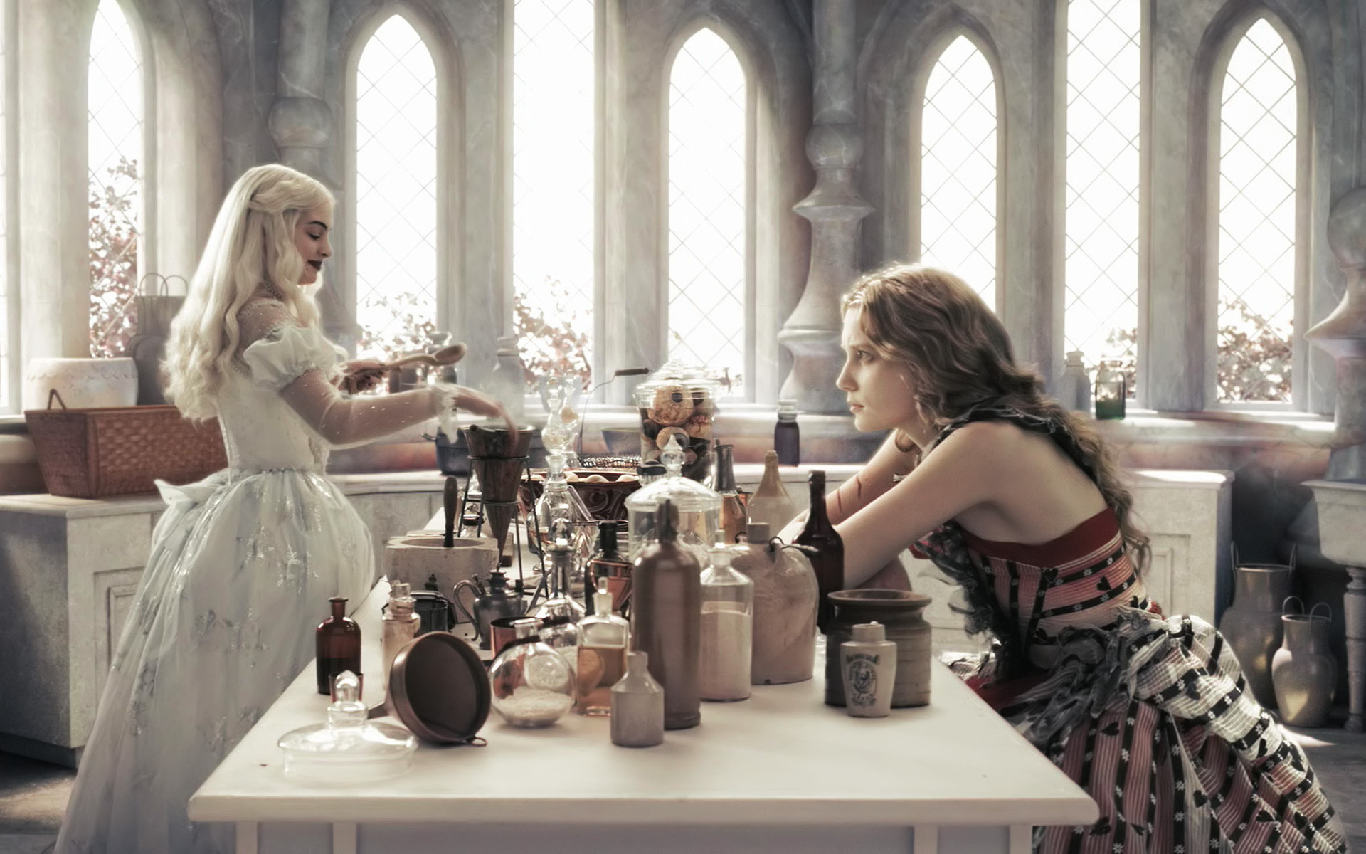 White Queen and Alice, Alice in Wonderland (Movie) Wallpaper, 1920x1200 HD Desktop