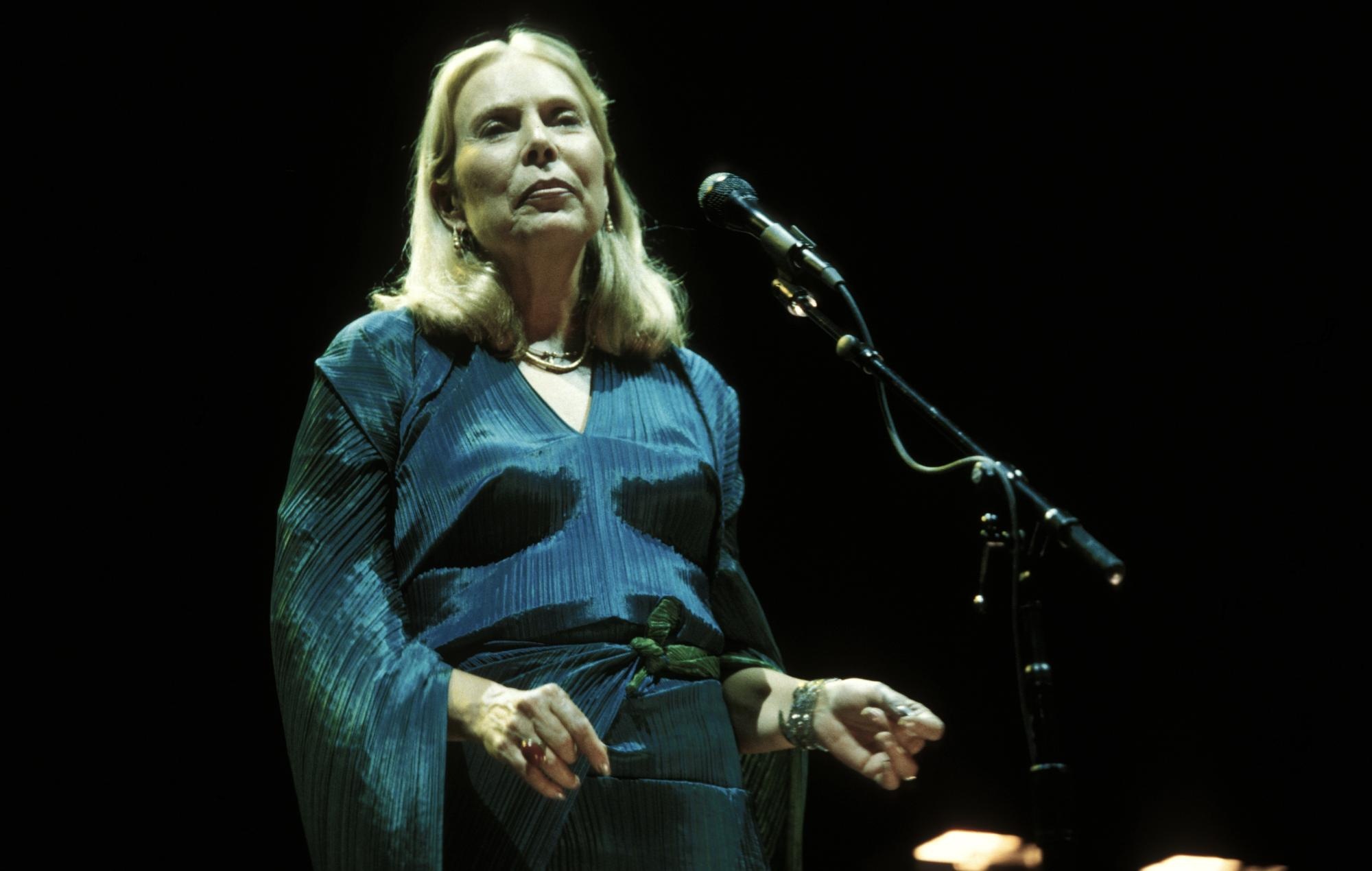 Joni Mitchell, MusiCares person of the year, 2022, 2000x1270 HD Desktop