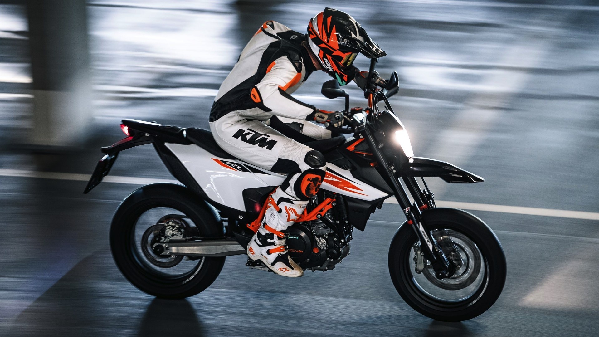 KTM 690 SMC, 2019 model, Fast facts, 1920x1080 Full HD Desktop