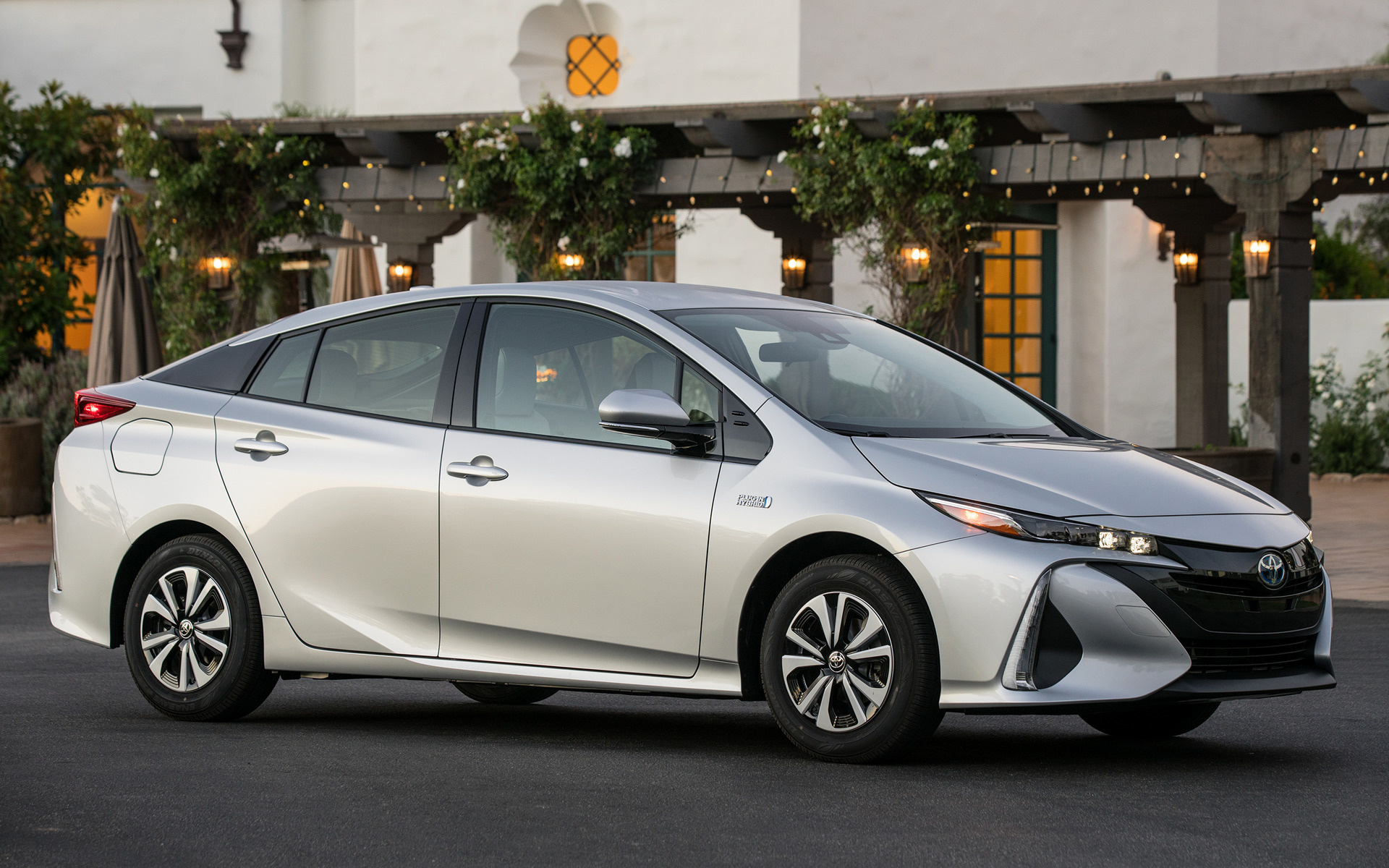 Plug-in Hybrid US, Toyota Prius Prime Wallpaper, 1920x1200 HD Desktop