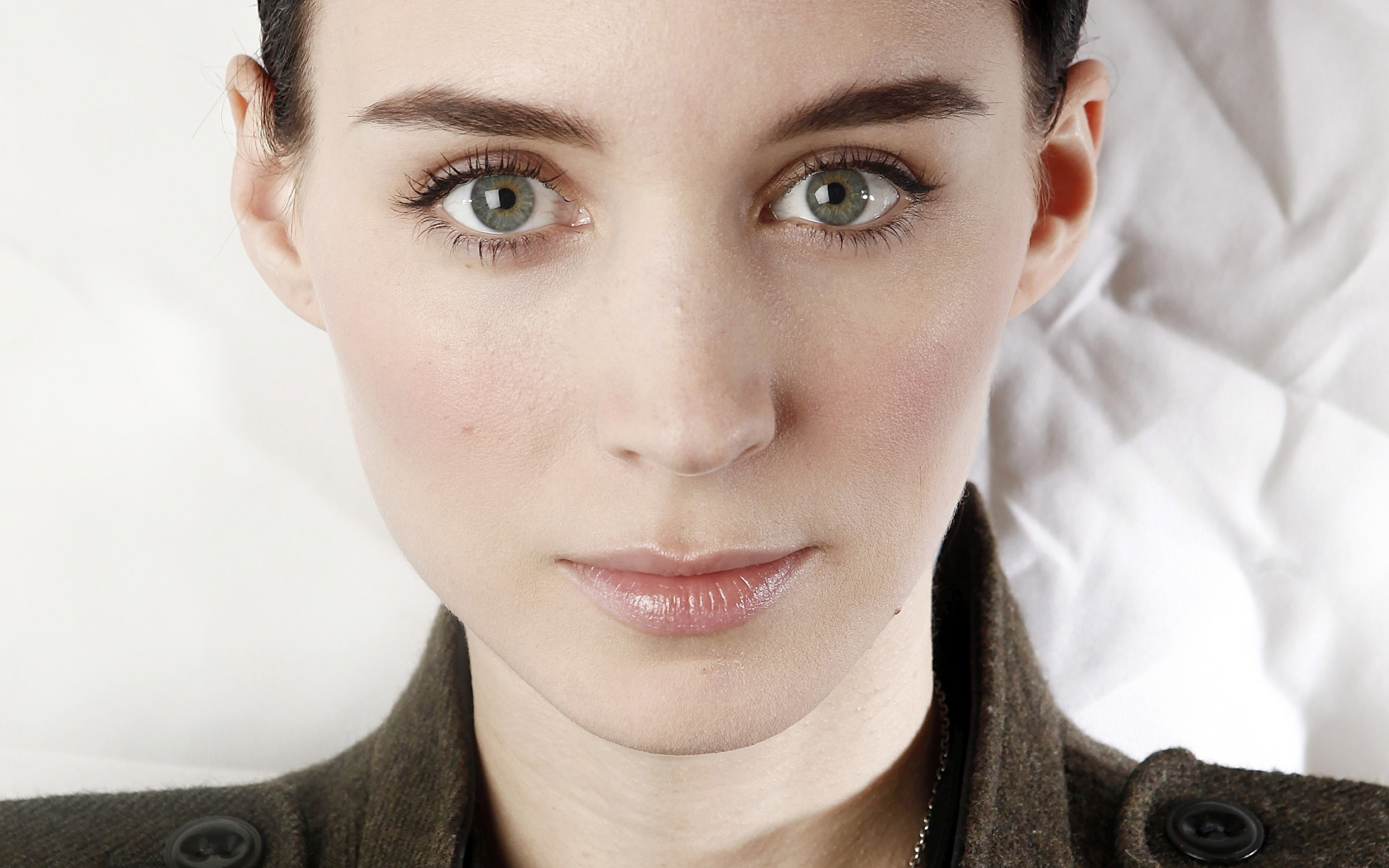 Rooney Mara, Celeb wallpapers, Famous actress, Hollywood movies, 2880x1800 HD Desktop