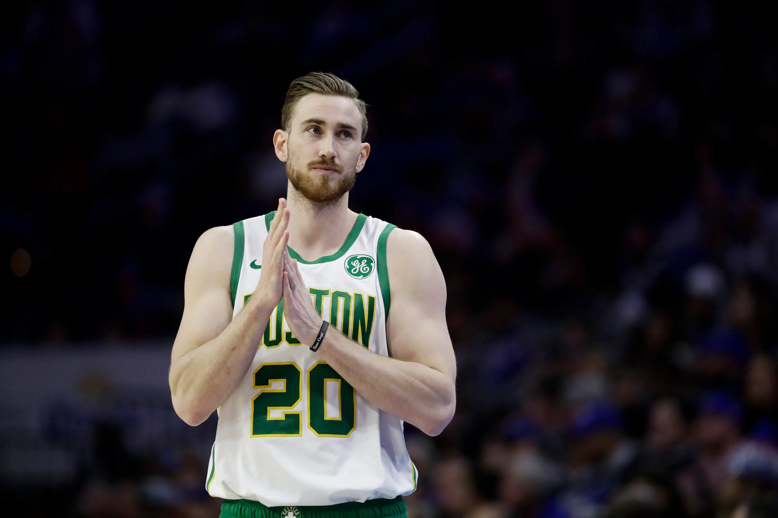 Gordon Hayward, Unlikely to play, Celtics, Bucks, 2560x1710 HD Desktop